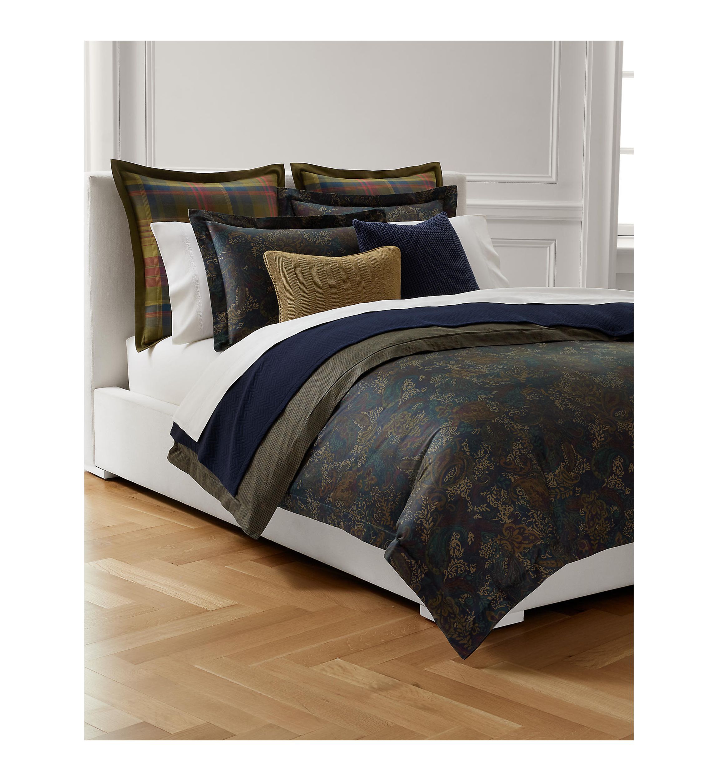 Henry Cotton Sateen Reversible Comforter Set