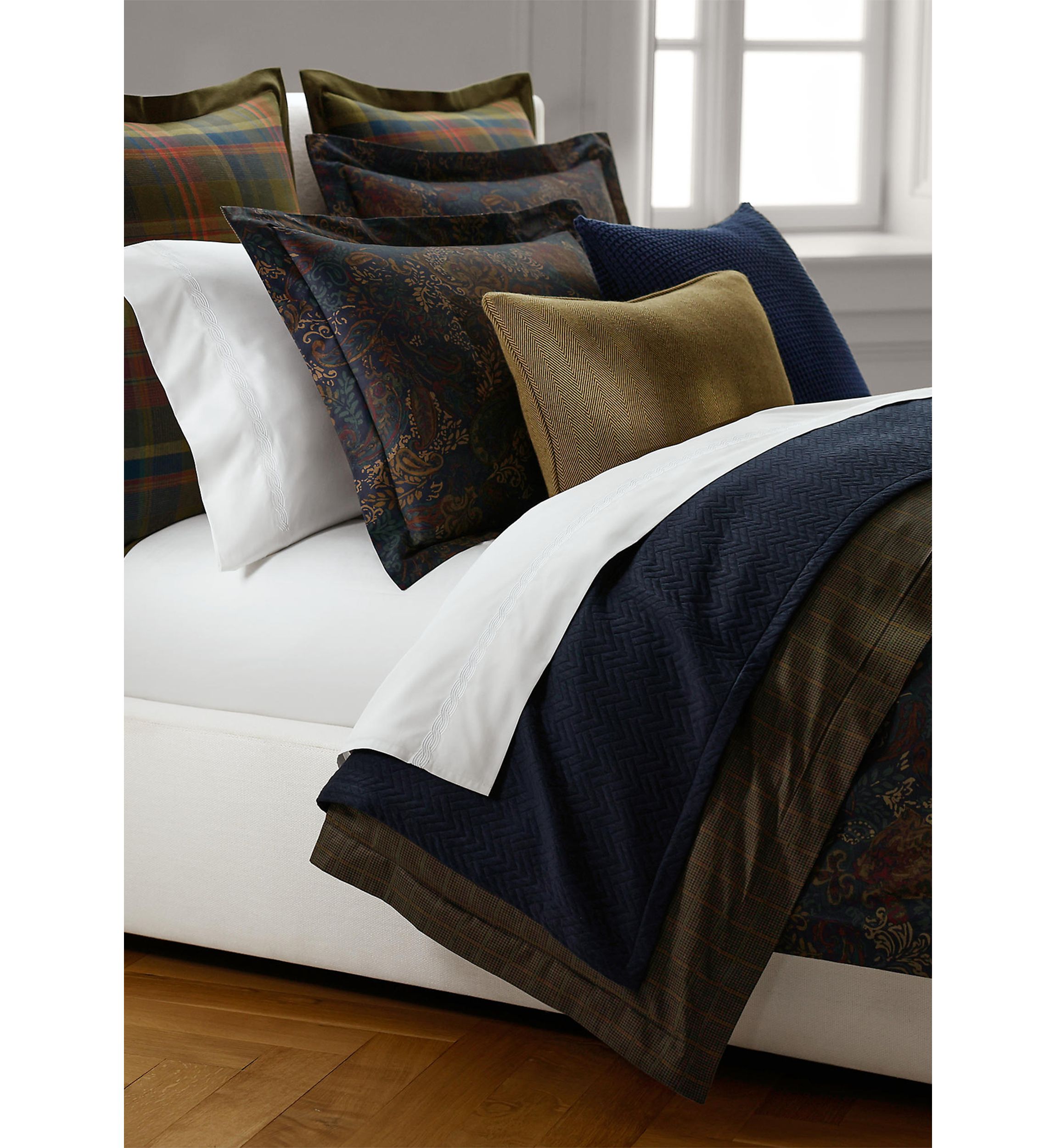 Henry Cotton Sateen Reversible Comforter Set