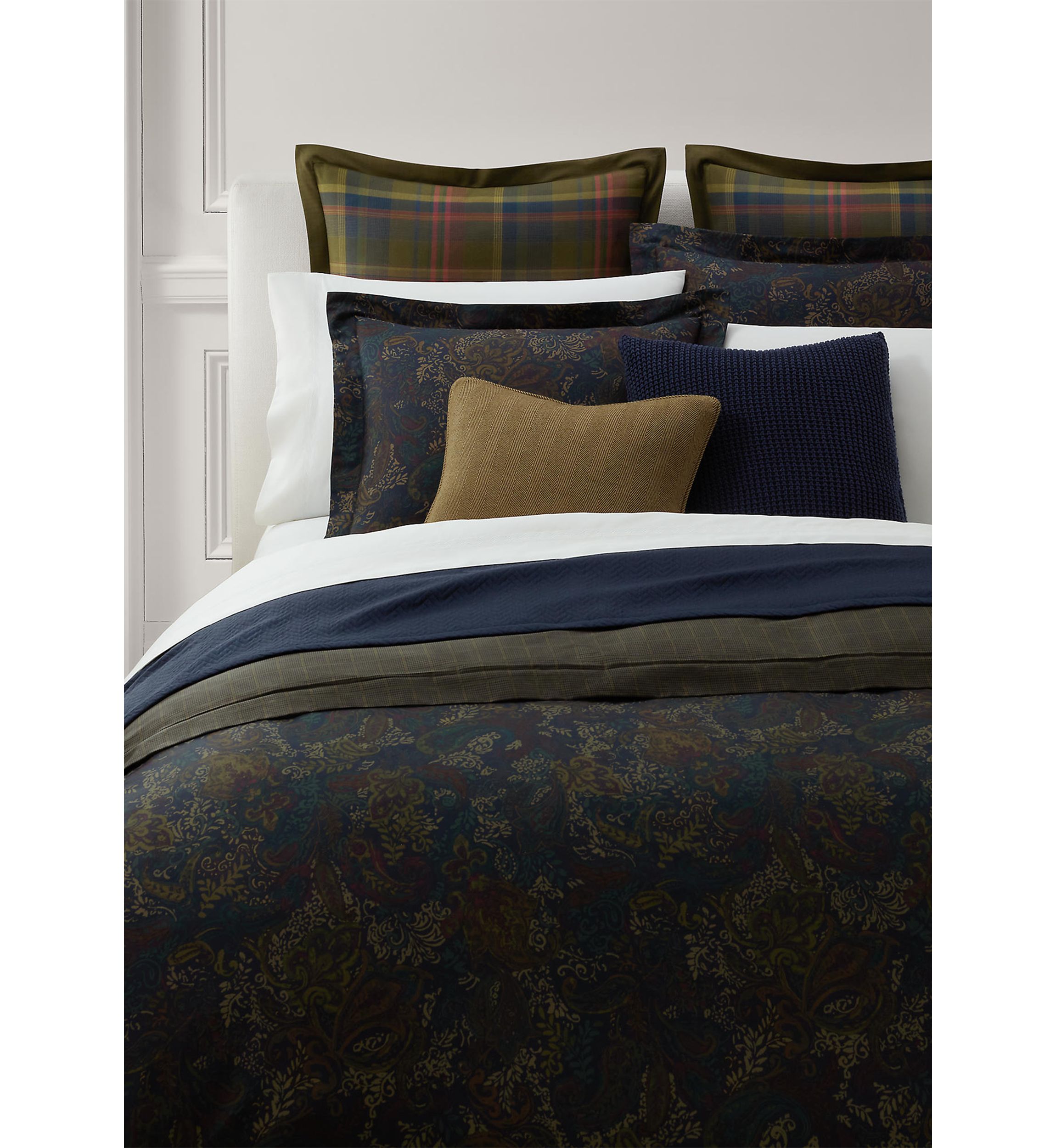 Henry Cotton Sateen Reversible Comforter Set