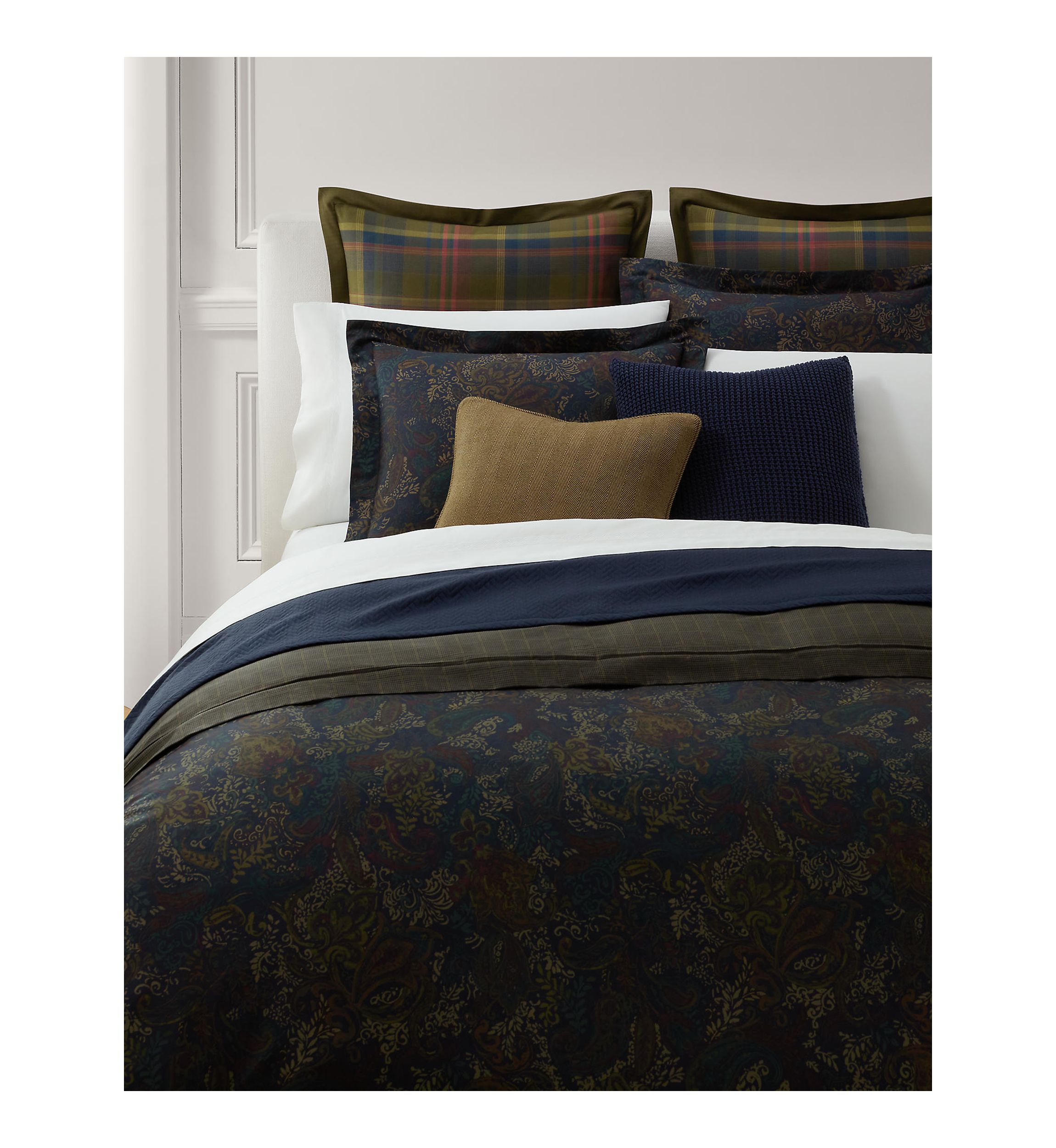 Henry Cotton Sateen Reversible Comforter Set