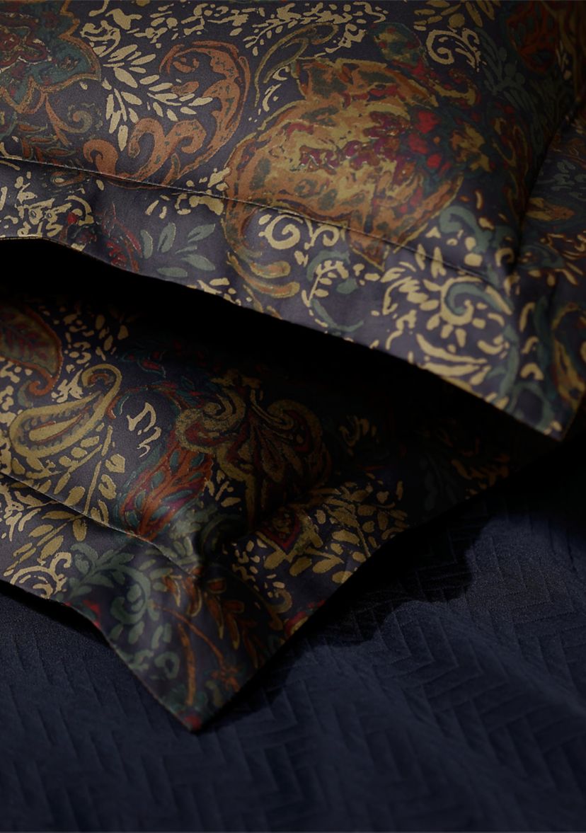 Henry Cotton Sateen Reversible Comforter Set