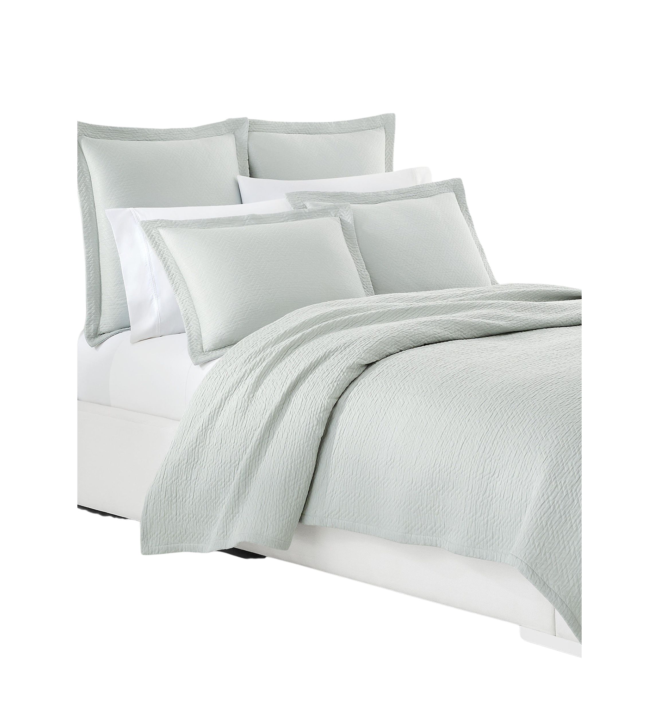Kaia Matelassé Coverlet