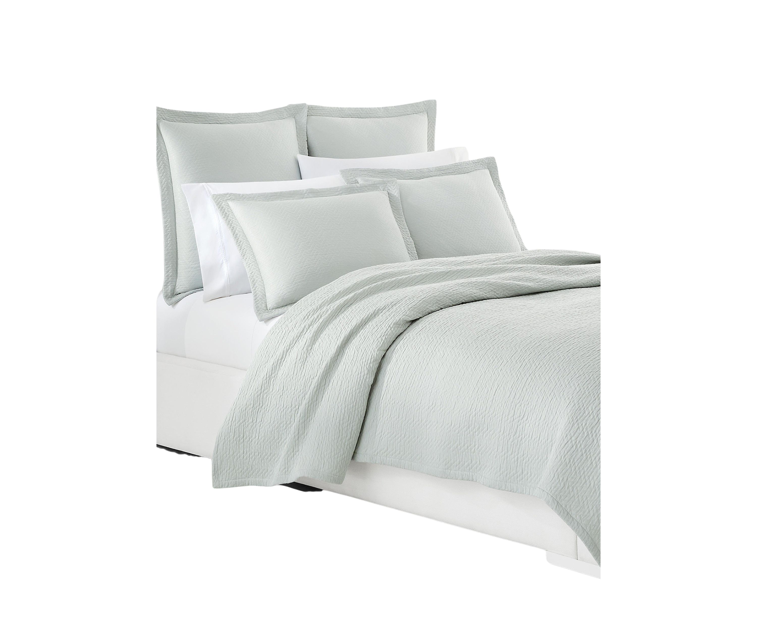 Kaia Matelassé Coverlet