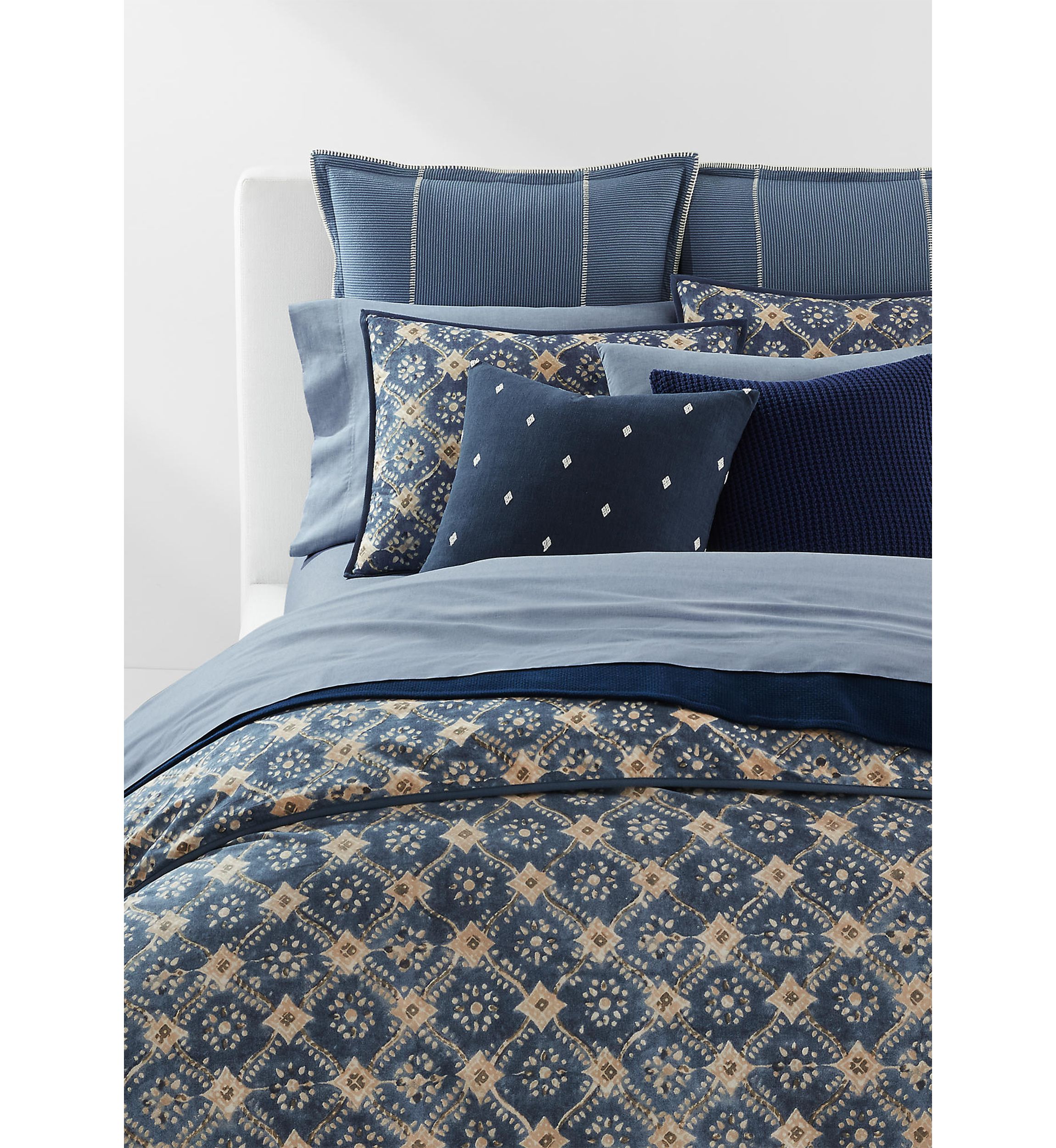 Walker Comforter Set