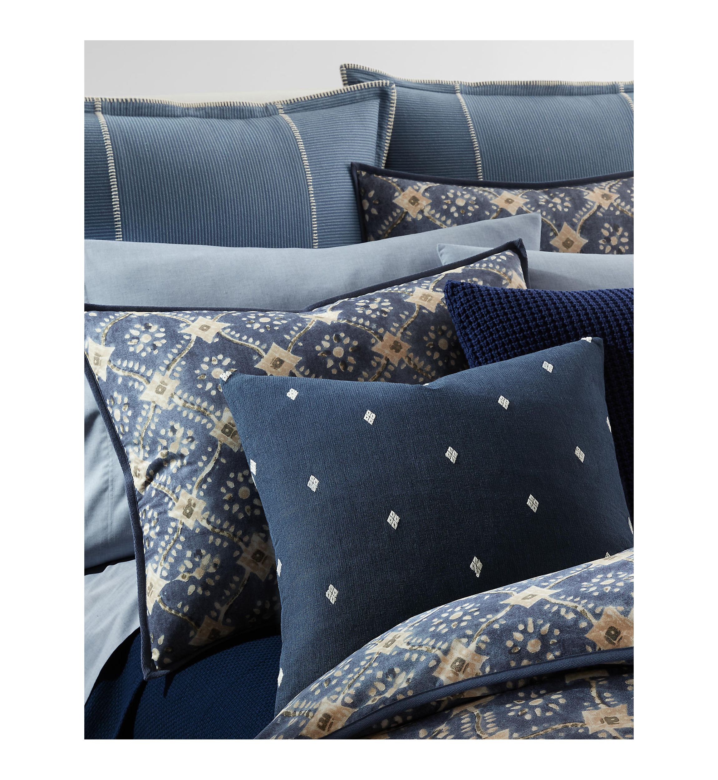 Walker Comforter Set