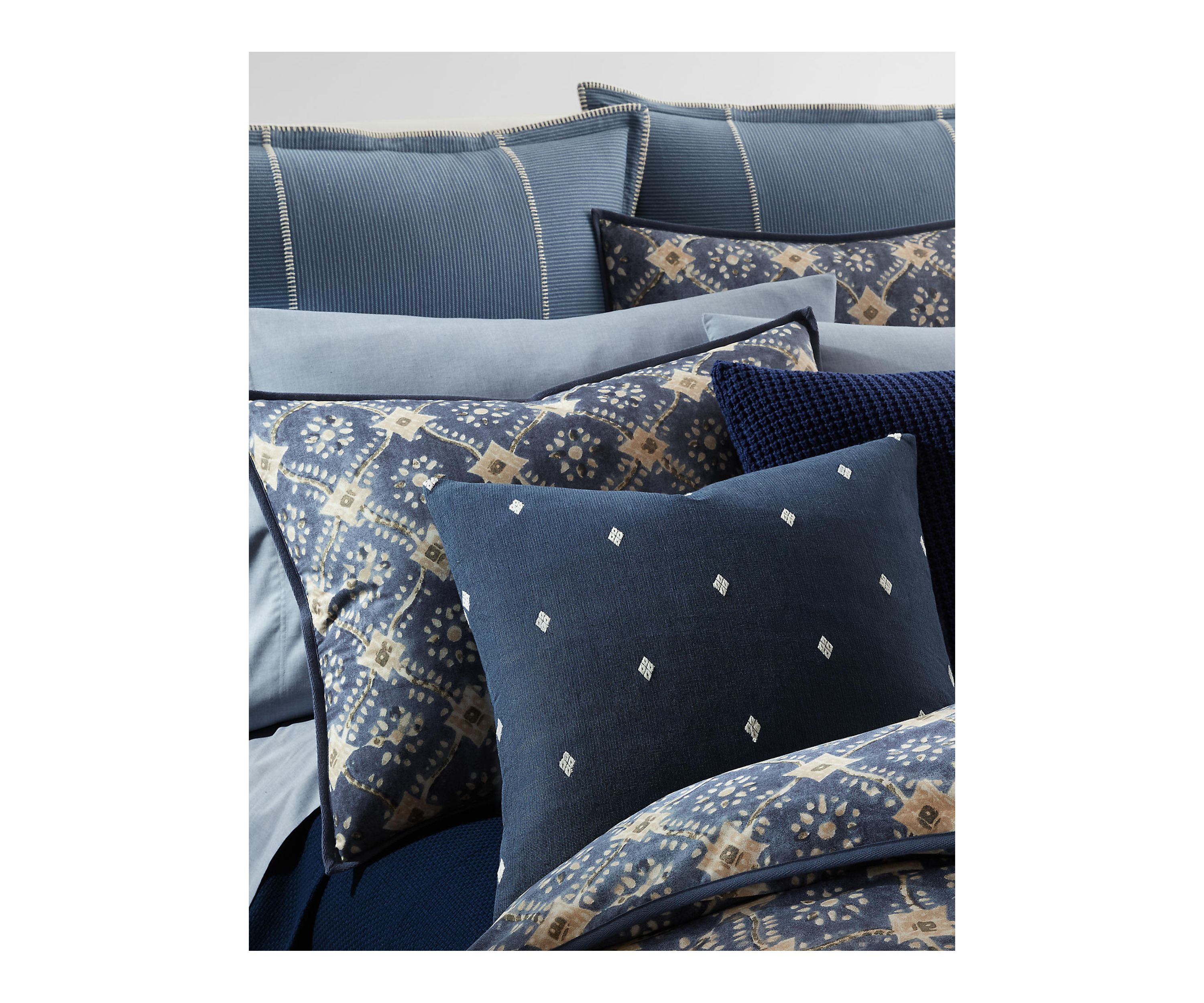 Walker Comforter Set