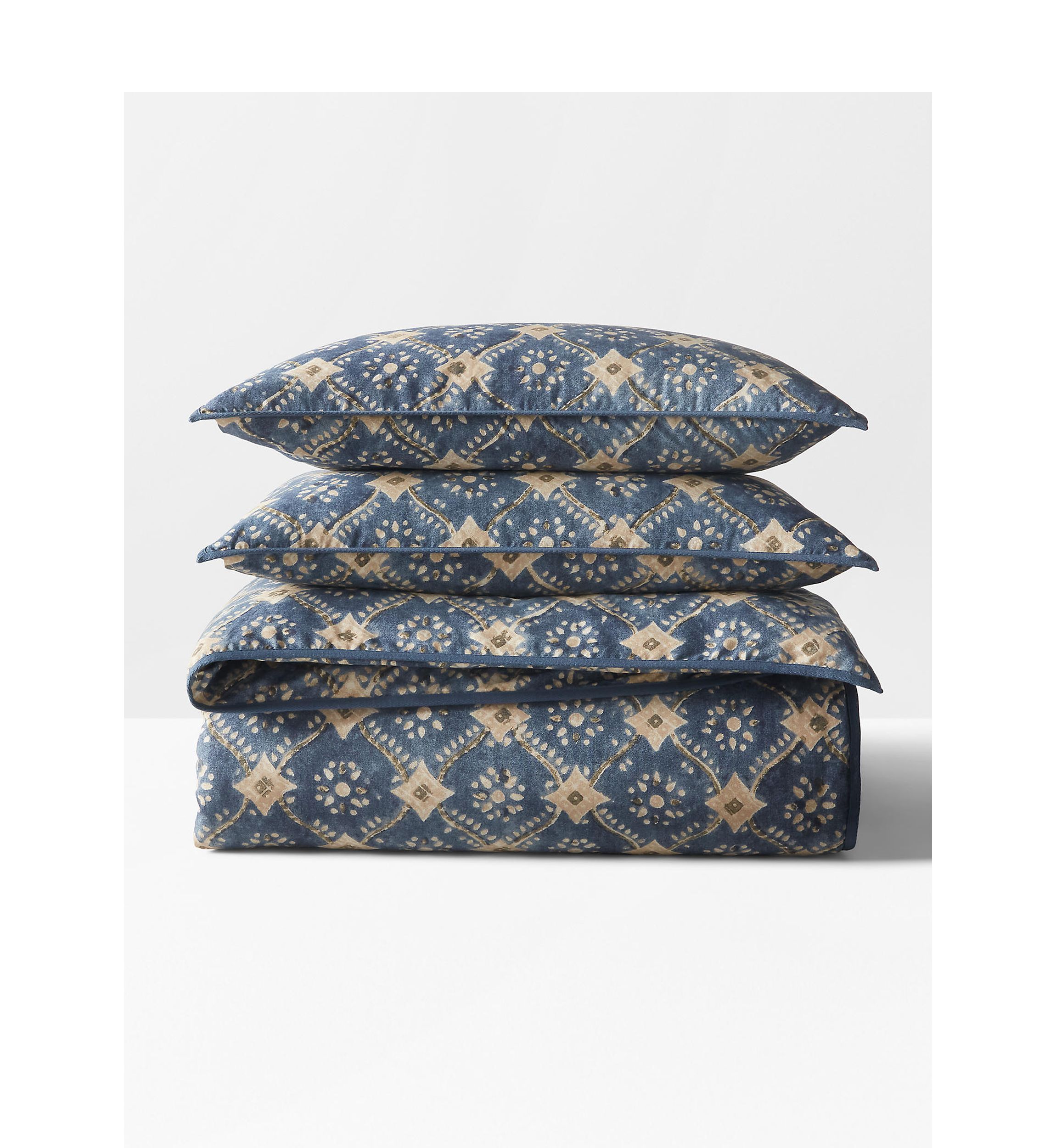 Walker Comforter Set