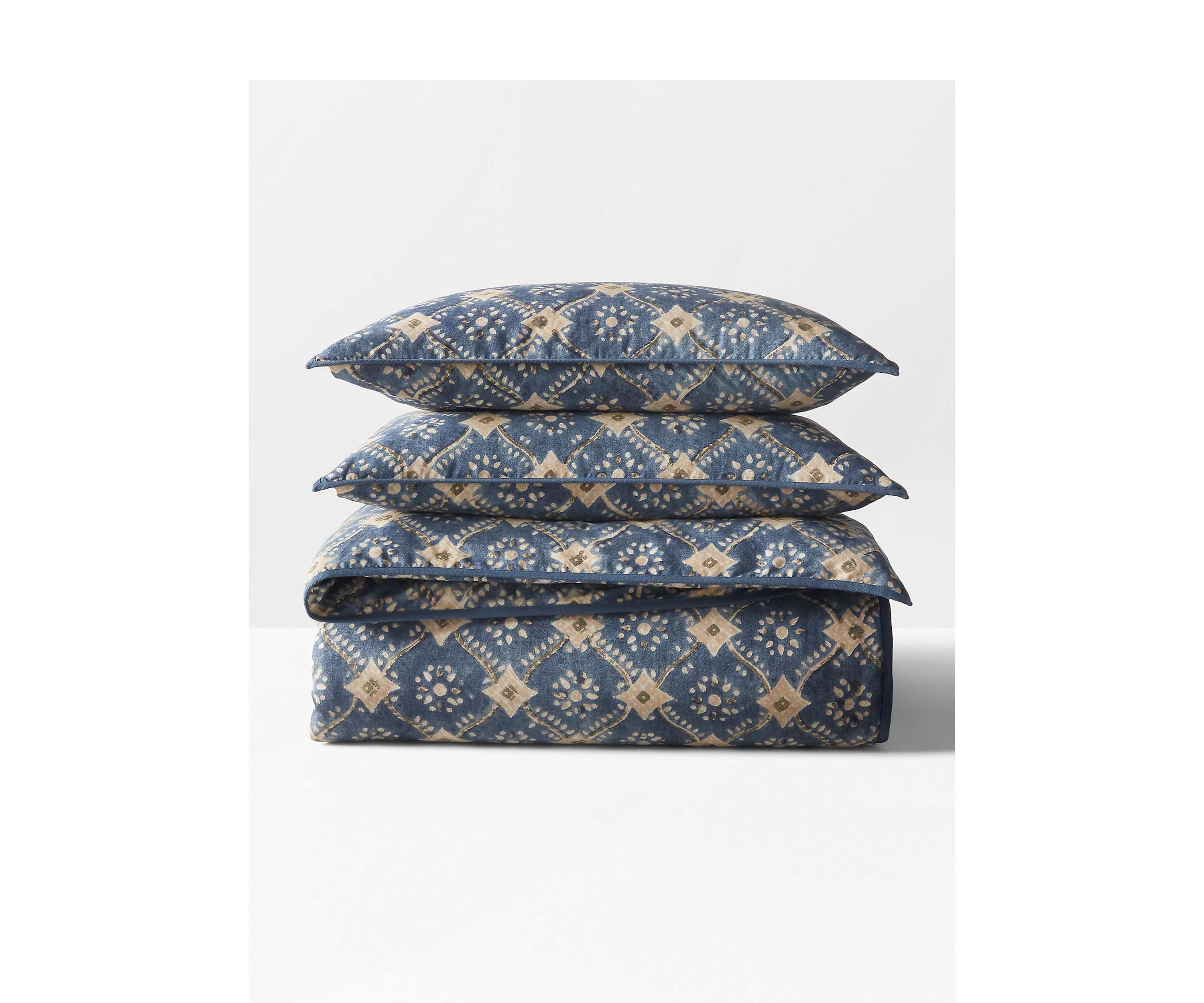 Walker Comforter Set