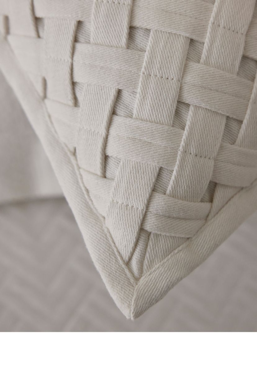 Lattice Decorative Pillow