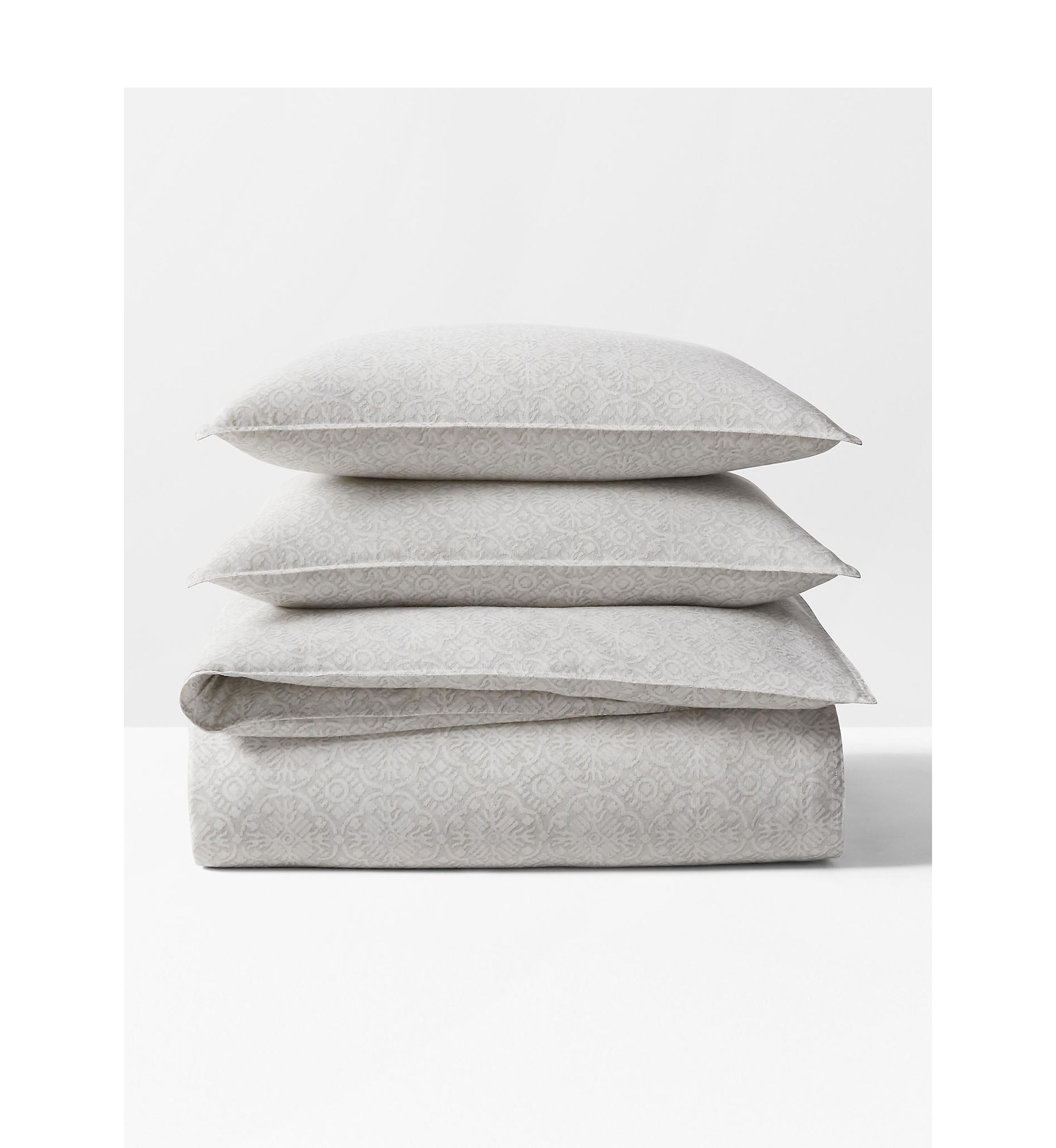 Emilia Comforter Set