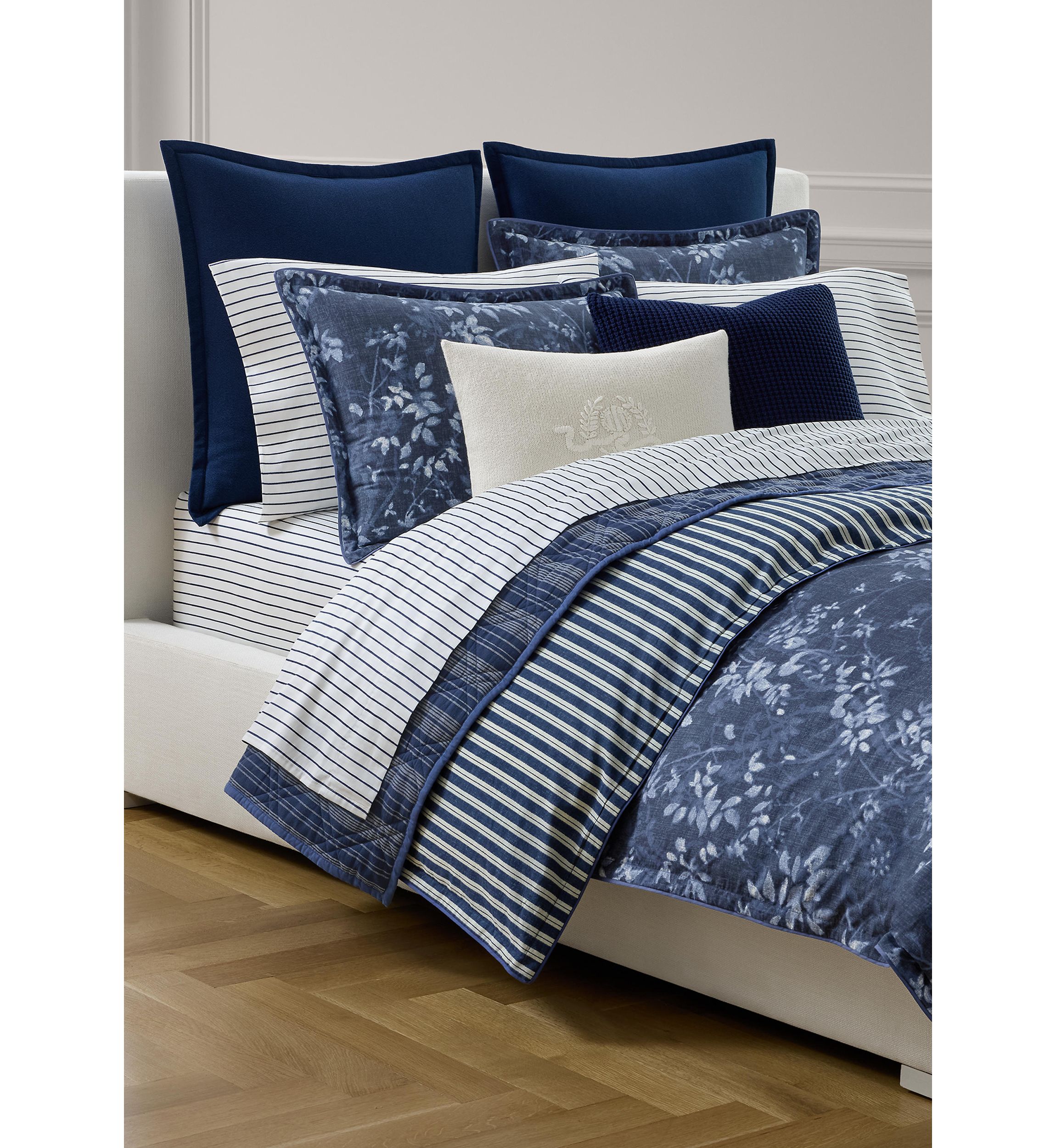 Caterina Comforter Set