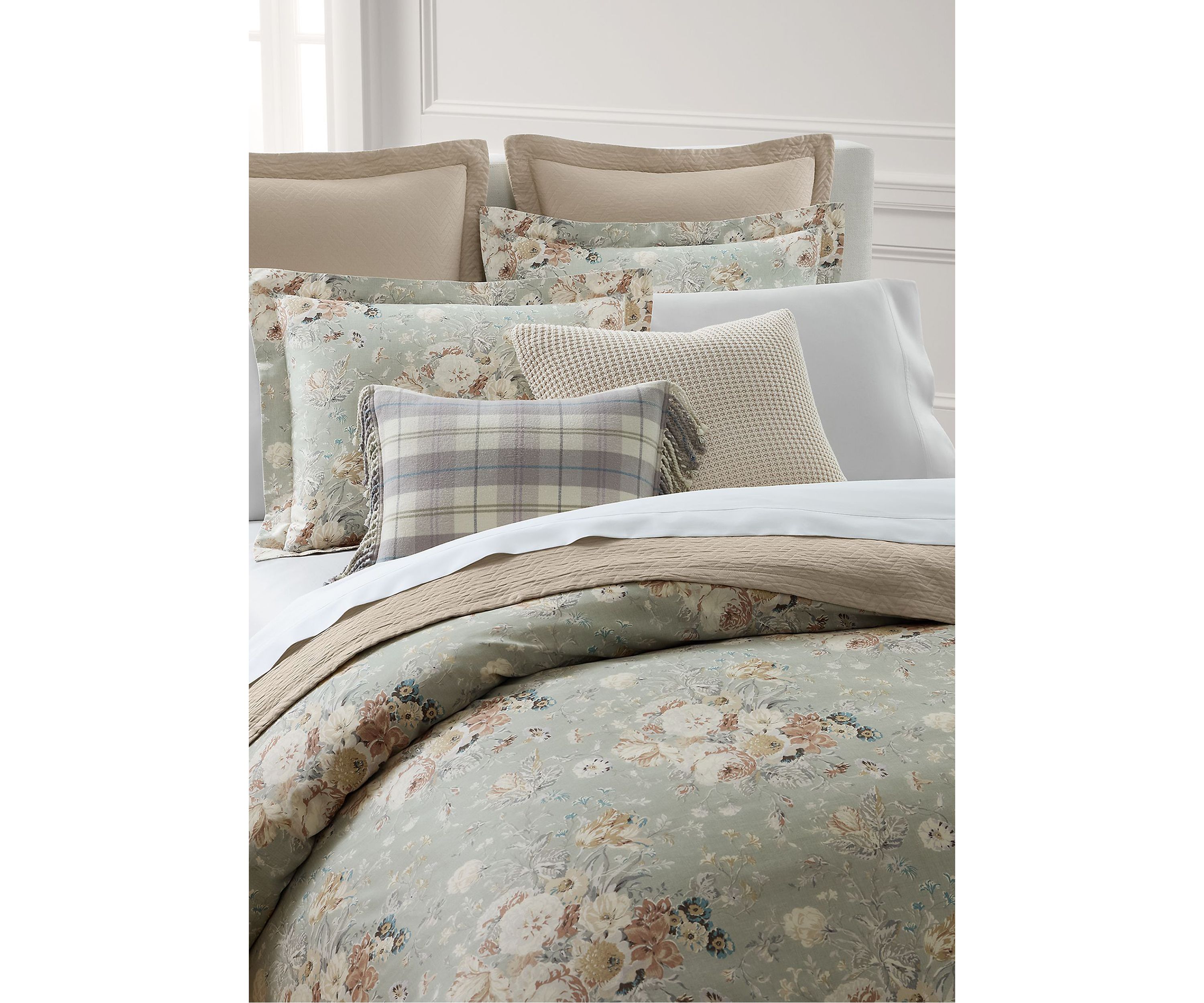 Gwynne Comforter Set
