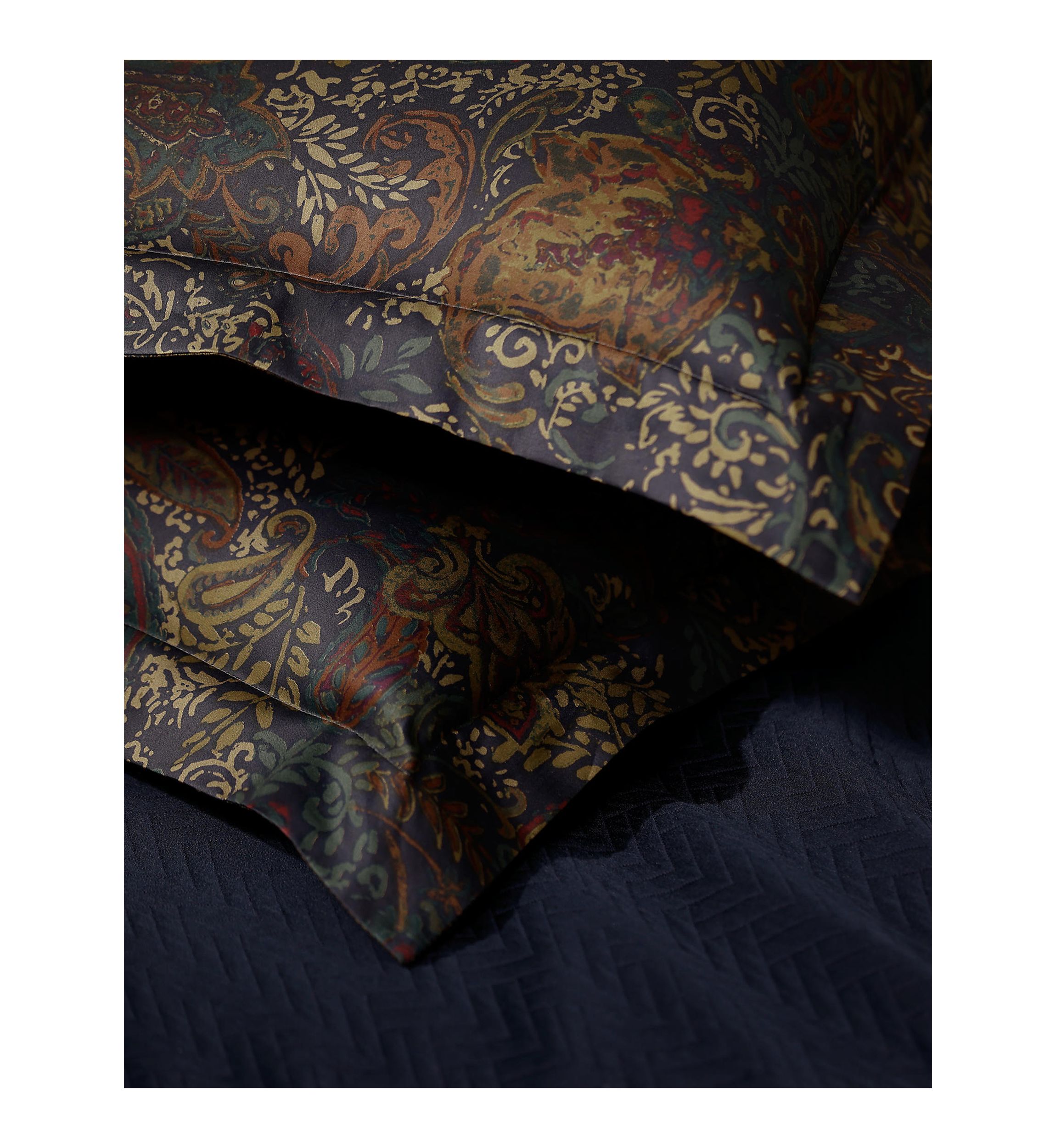 Henry Cotton Sateen Reversible Duvet Cover Set