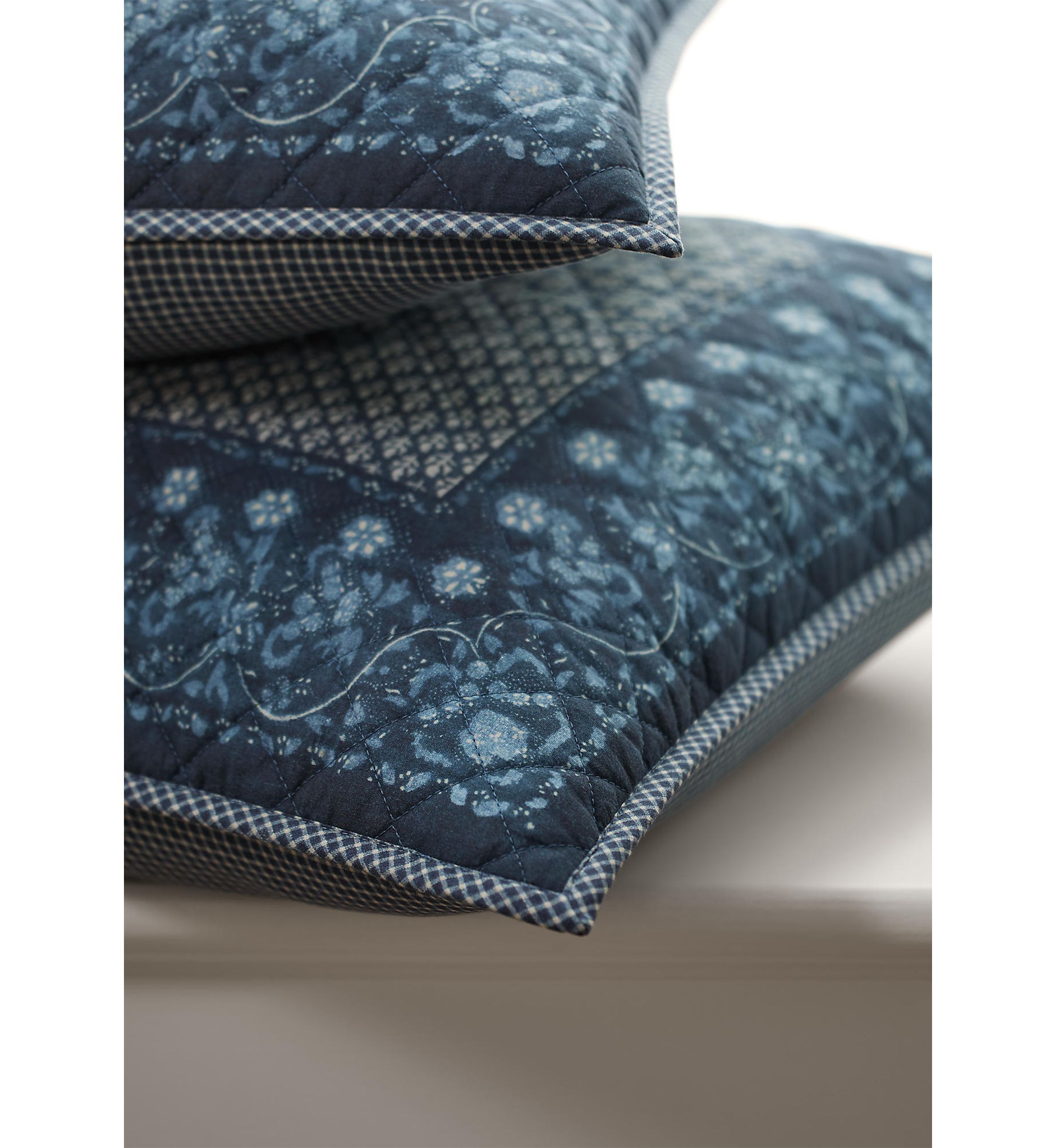 Becket Diamond-Stitched Cotton Quilt