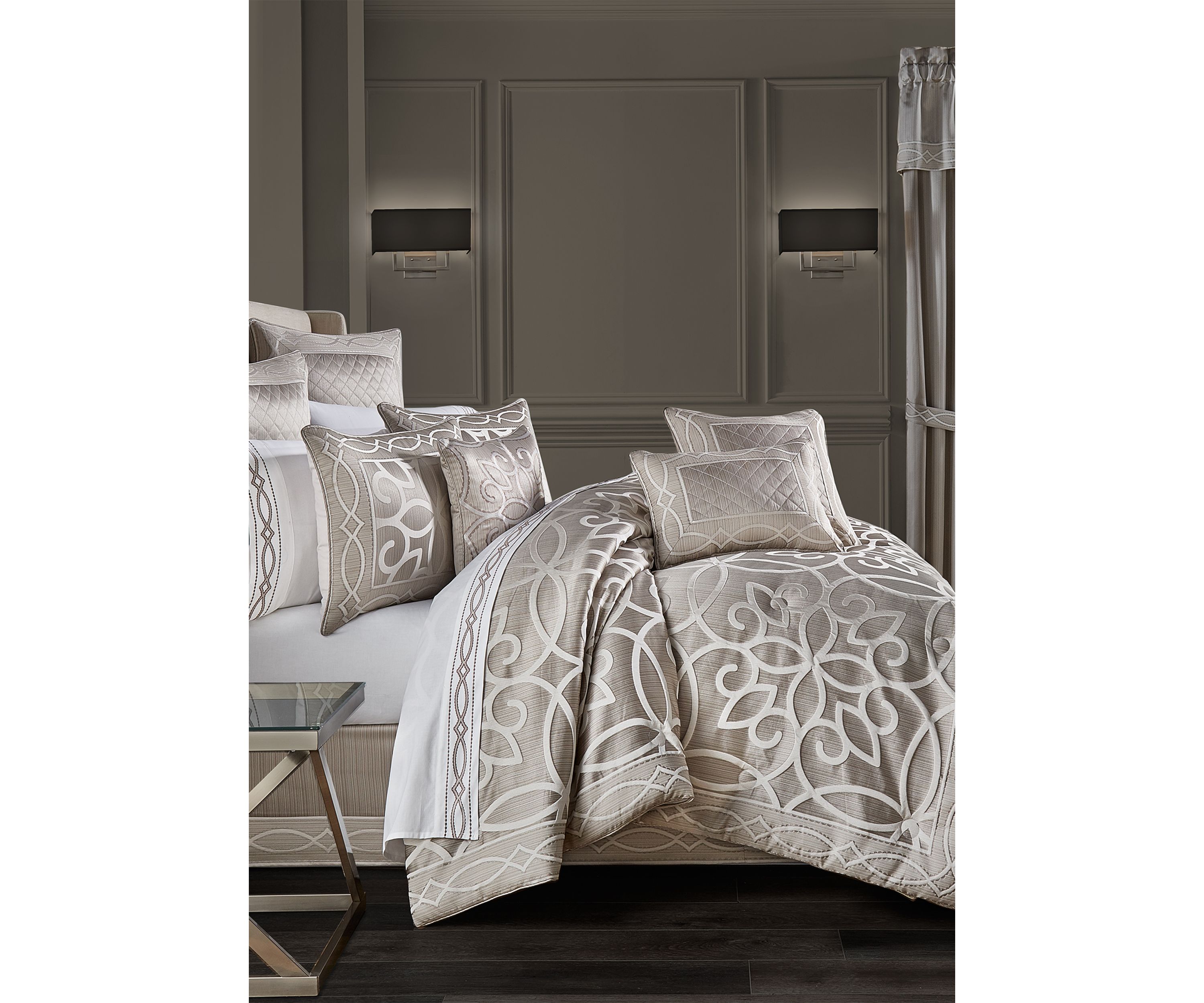 Deco 4-Piece Comforter Set
