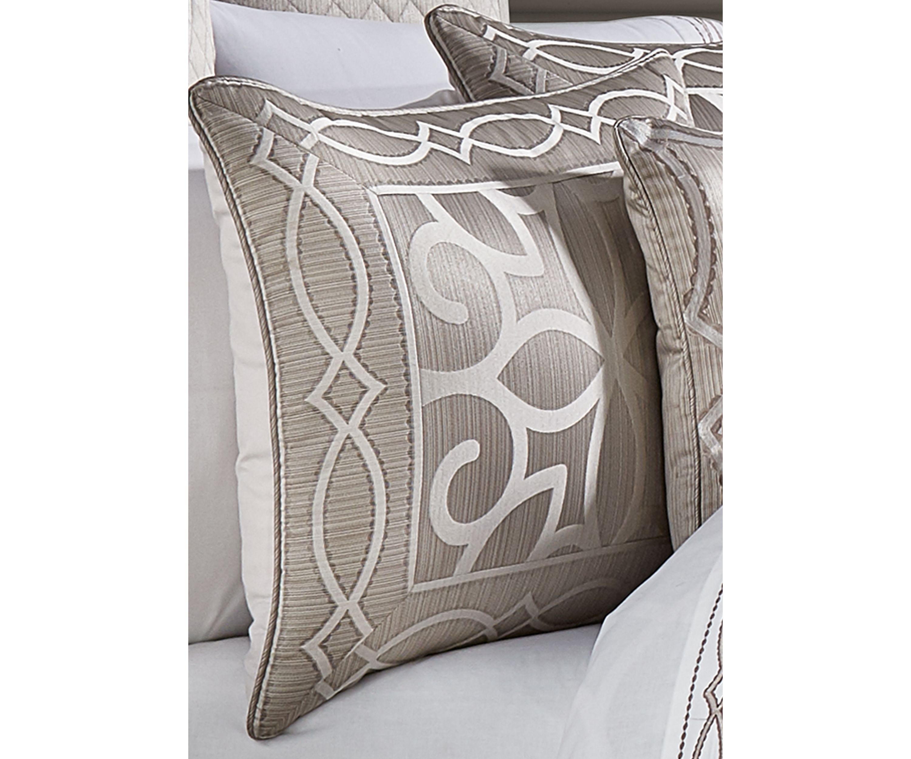 Deco 4-Piece Comforter Set