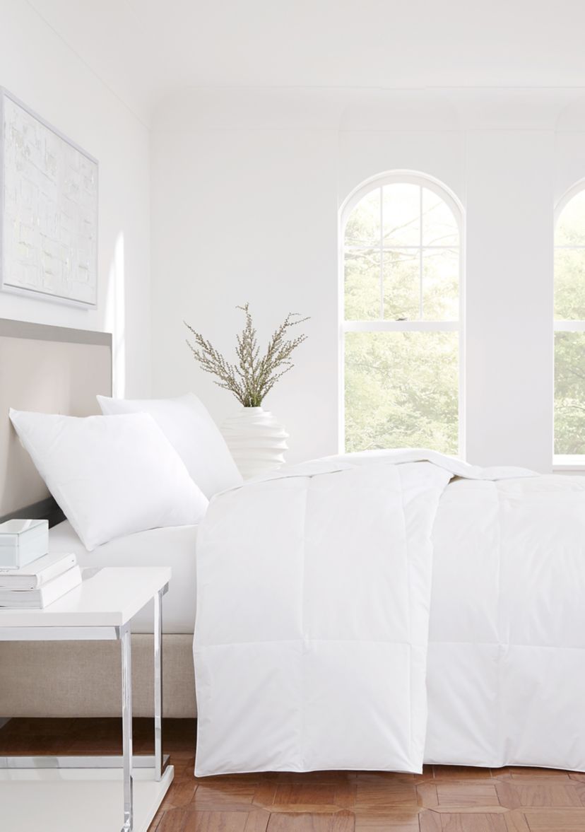 Royalty Down White Down Lightweight Comforter