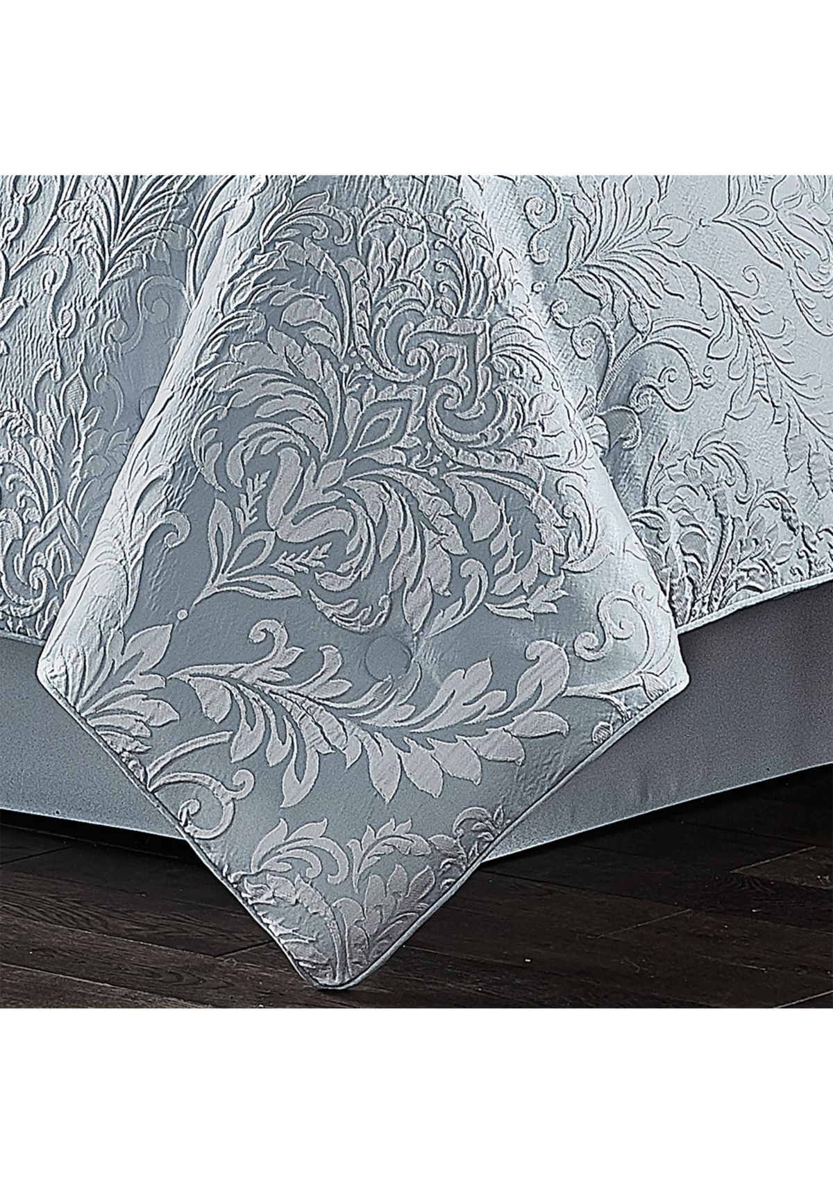 Malita 4pc. Comforter Set
