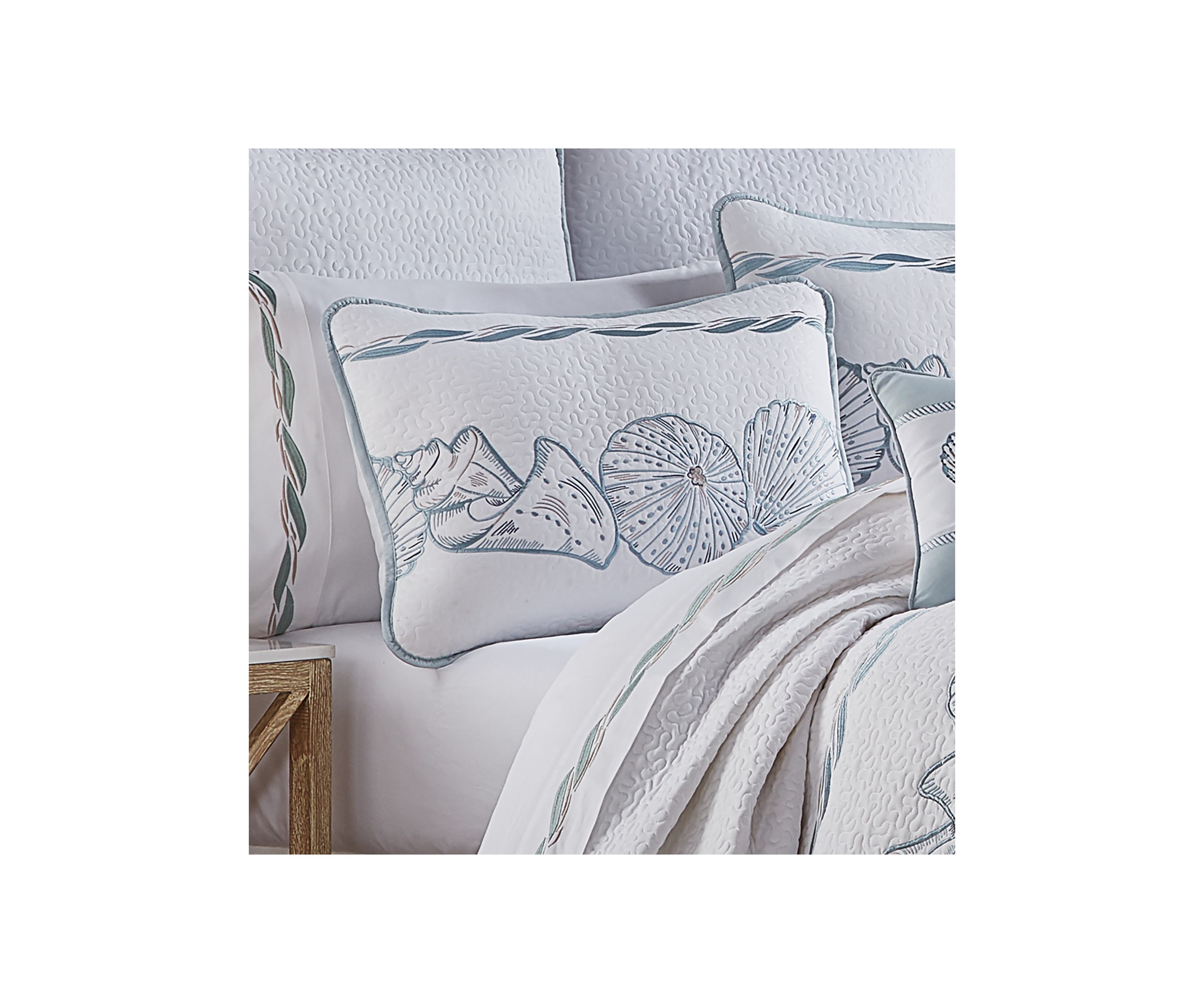 Water Front 3pc. Quilt Set
