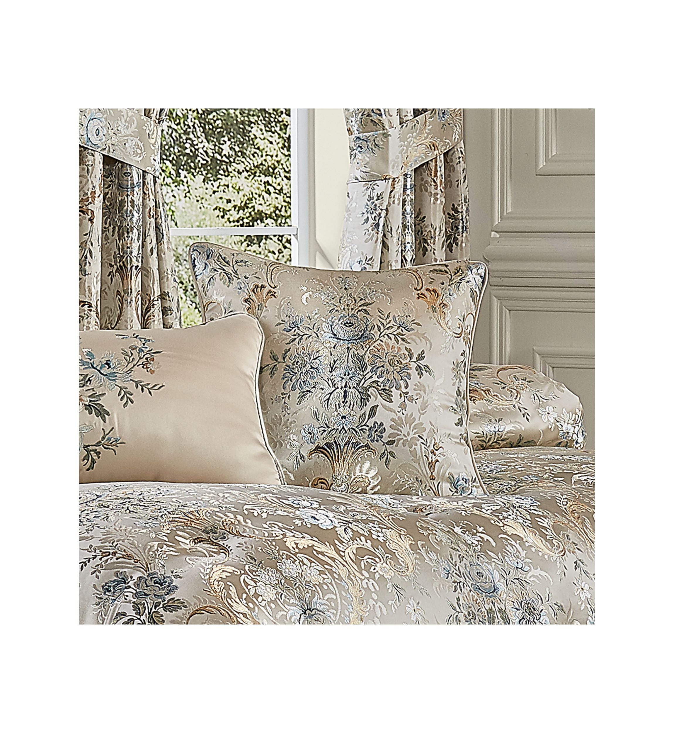 Jacqueline 18" Square Decorative Throw Pillow