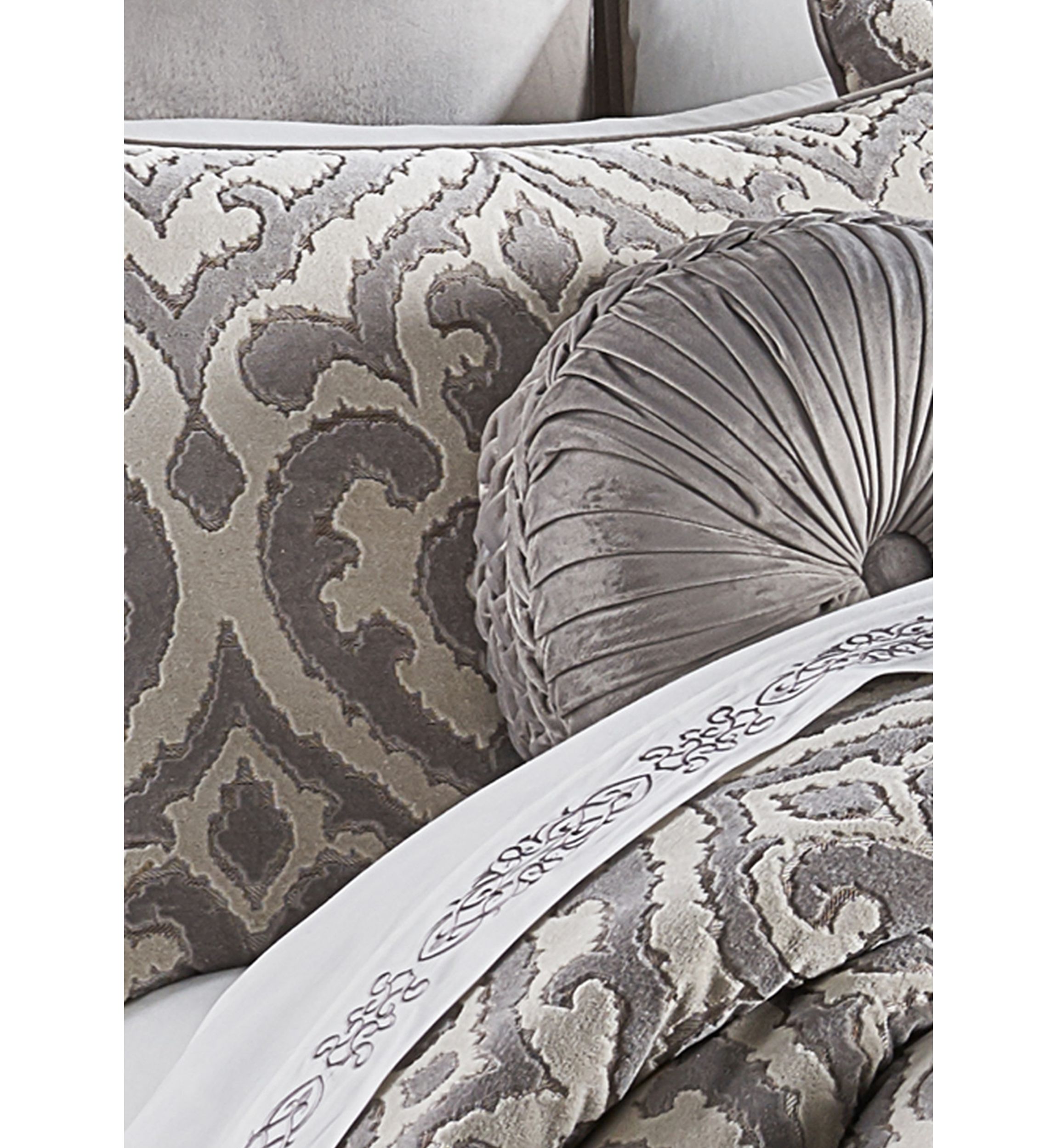 Belvedere 4pc. Comforter Set