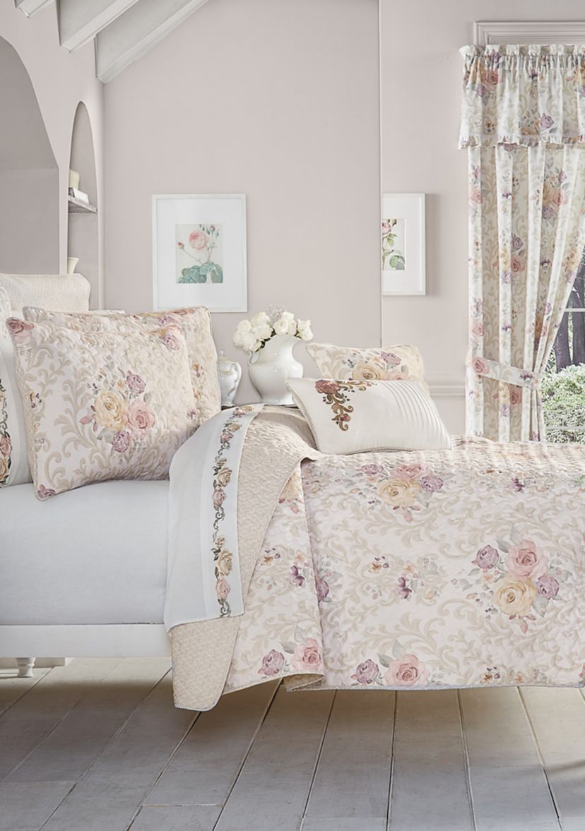 Chardonnay 3pc. Quilt Set
