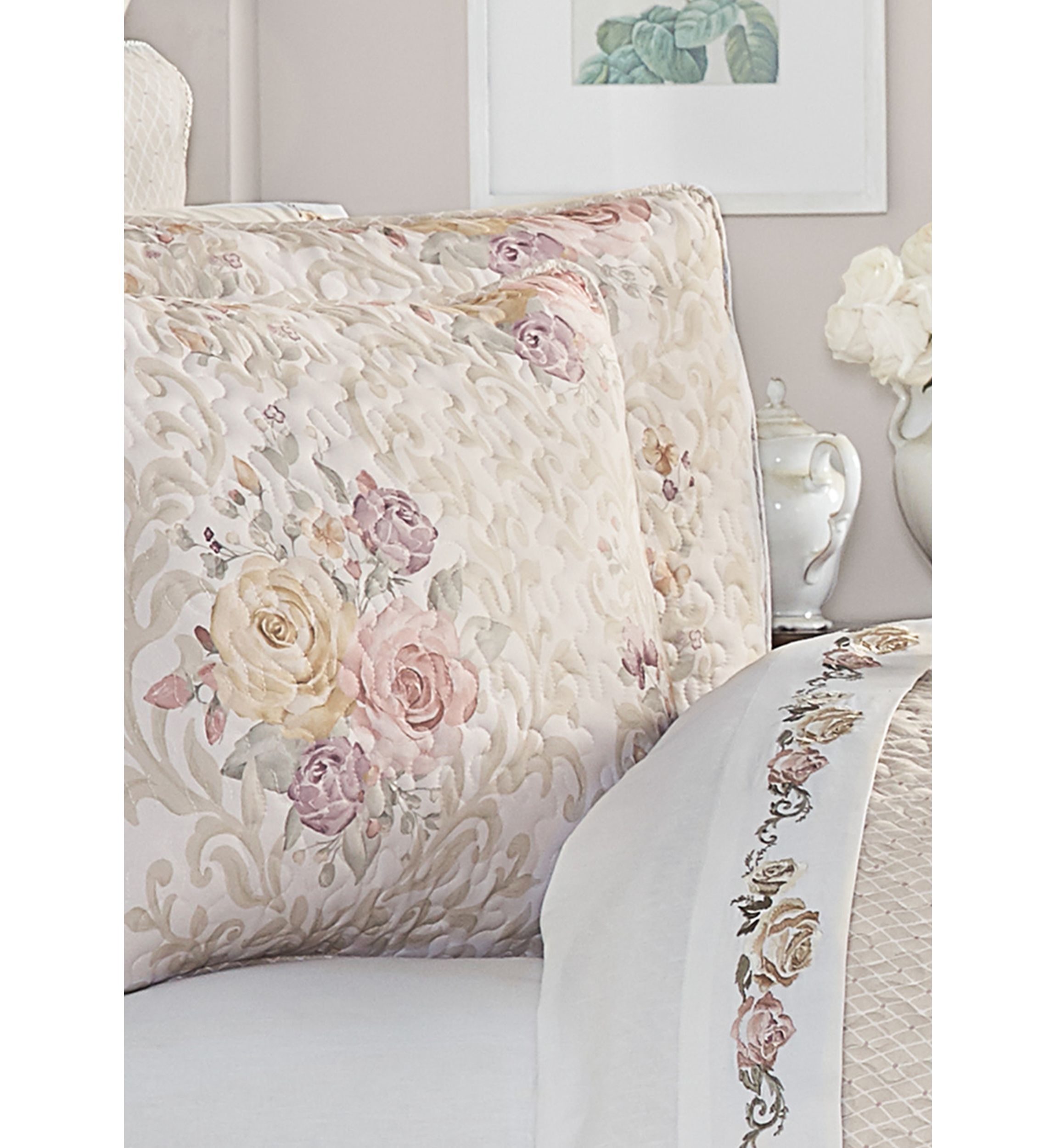 Chardonnay 3pc. Quilt Set