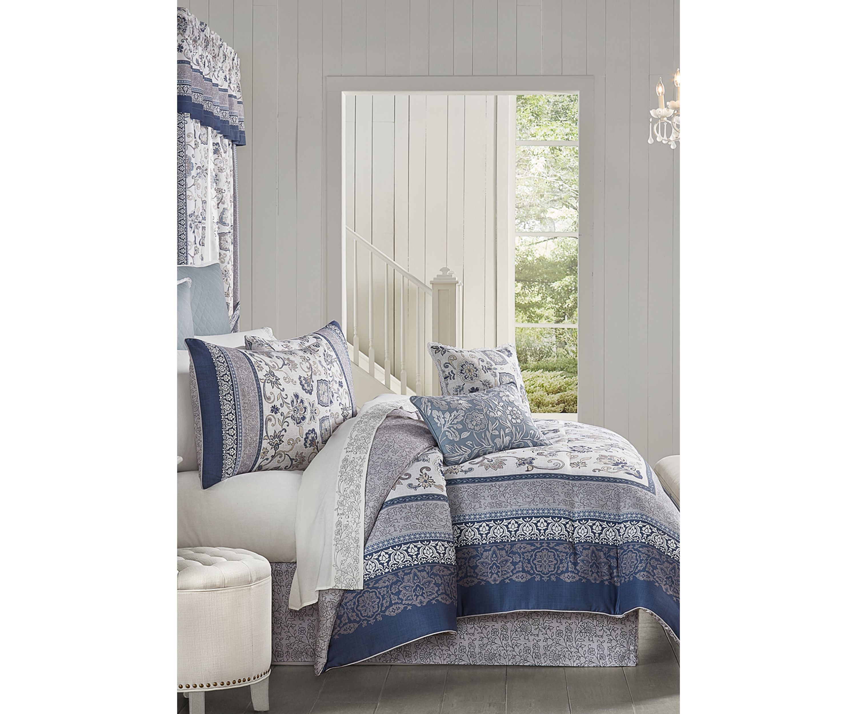 Chelsea Blue 4pc. Comforter Set