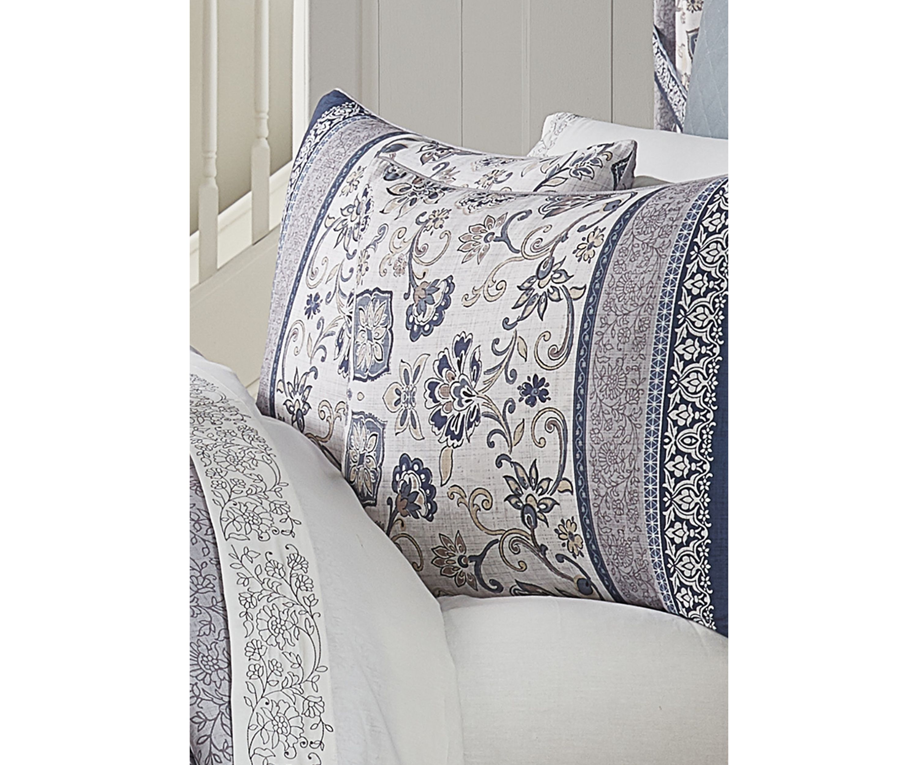 Chelsea Blue 4pc. Comforter Set