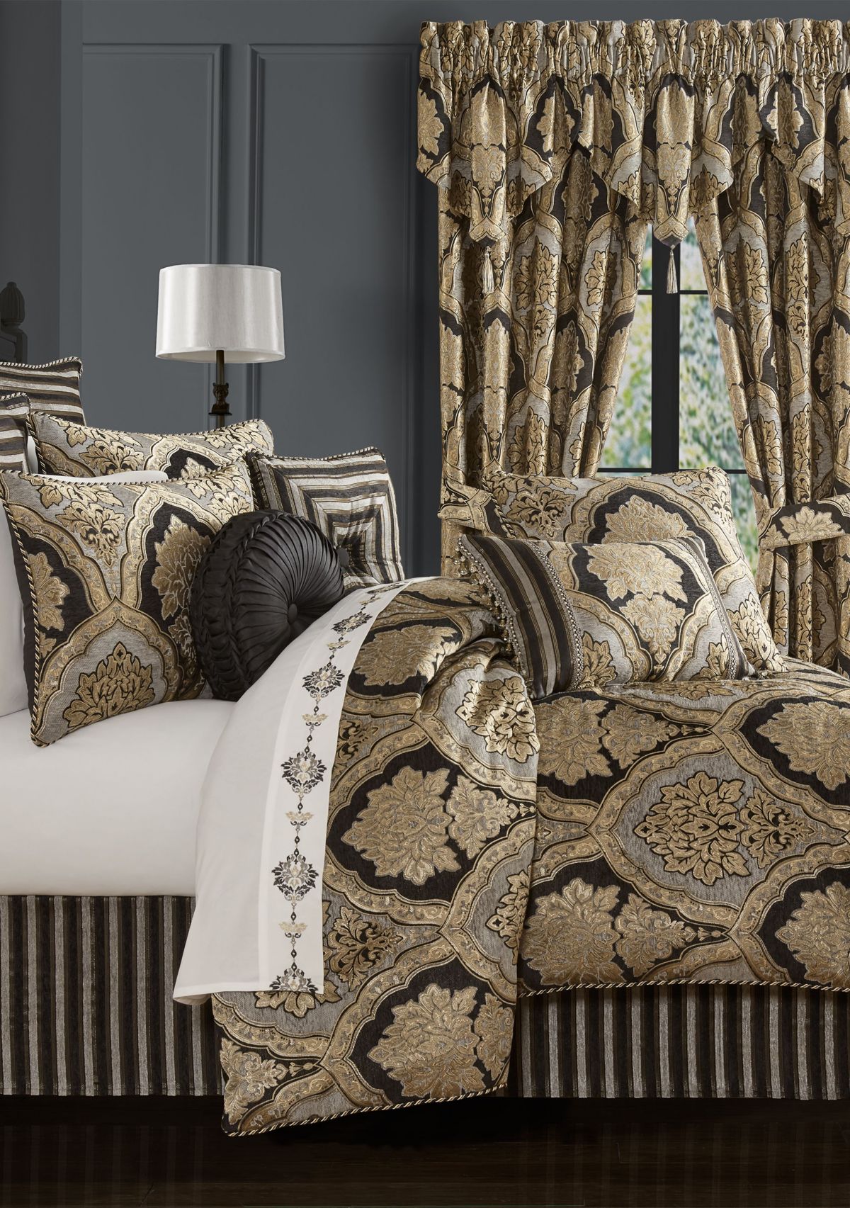 Melina 4pc. Comforter Set