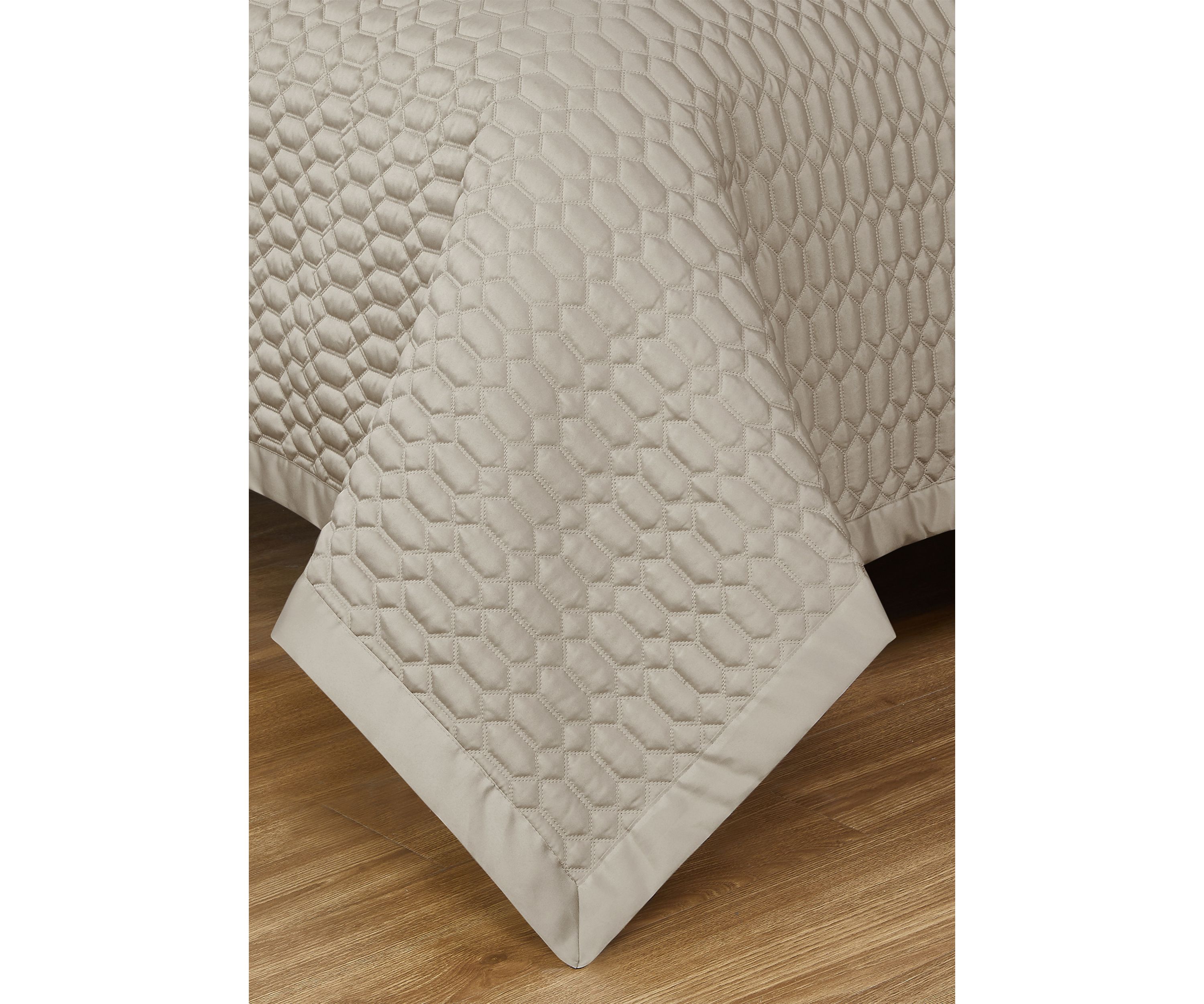 Brilliance Quilt Set