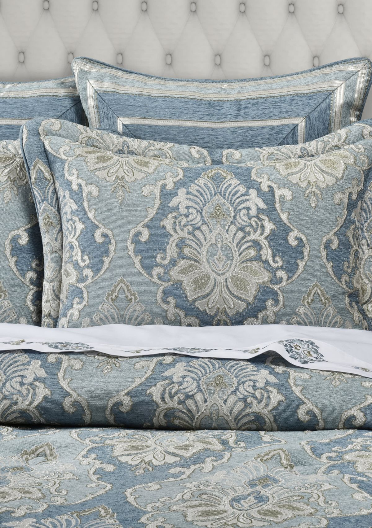 Celtic 4pc. Comforter Set
