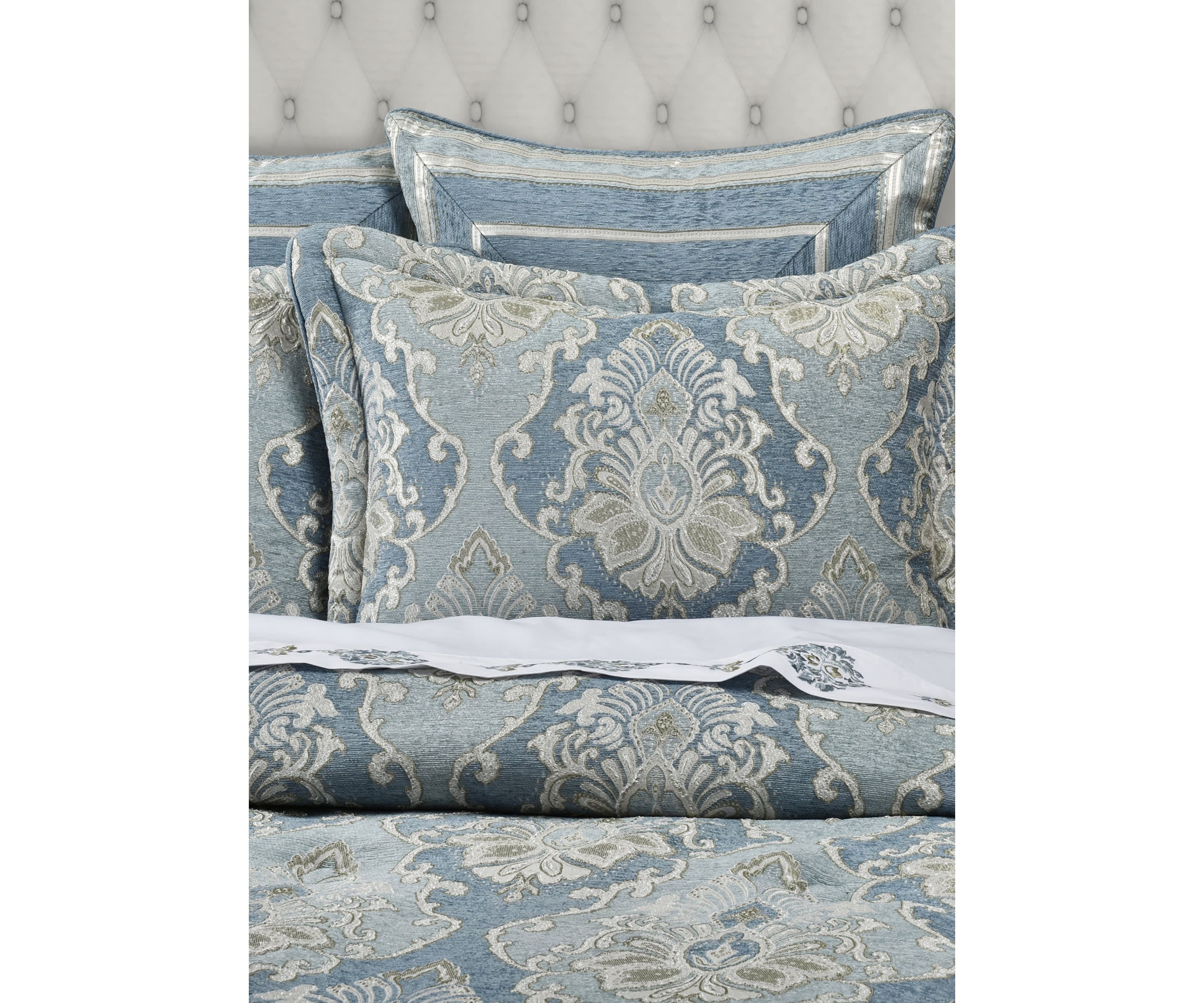 Celtic 4pc. Comforter Set