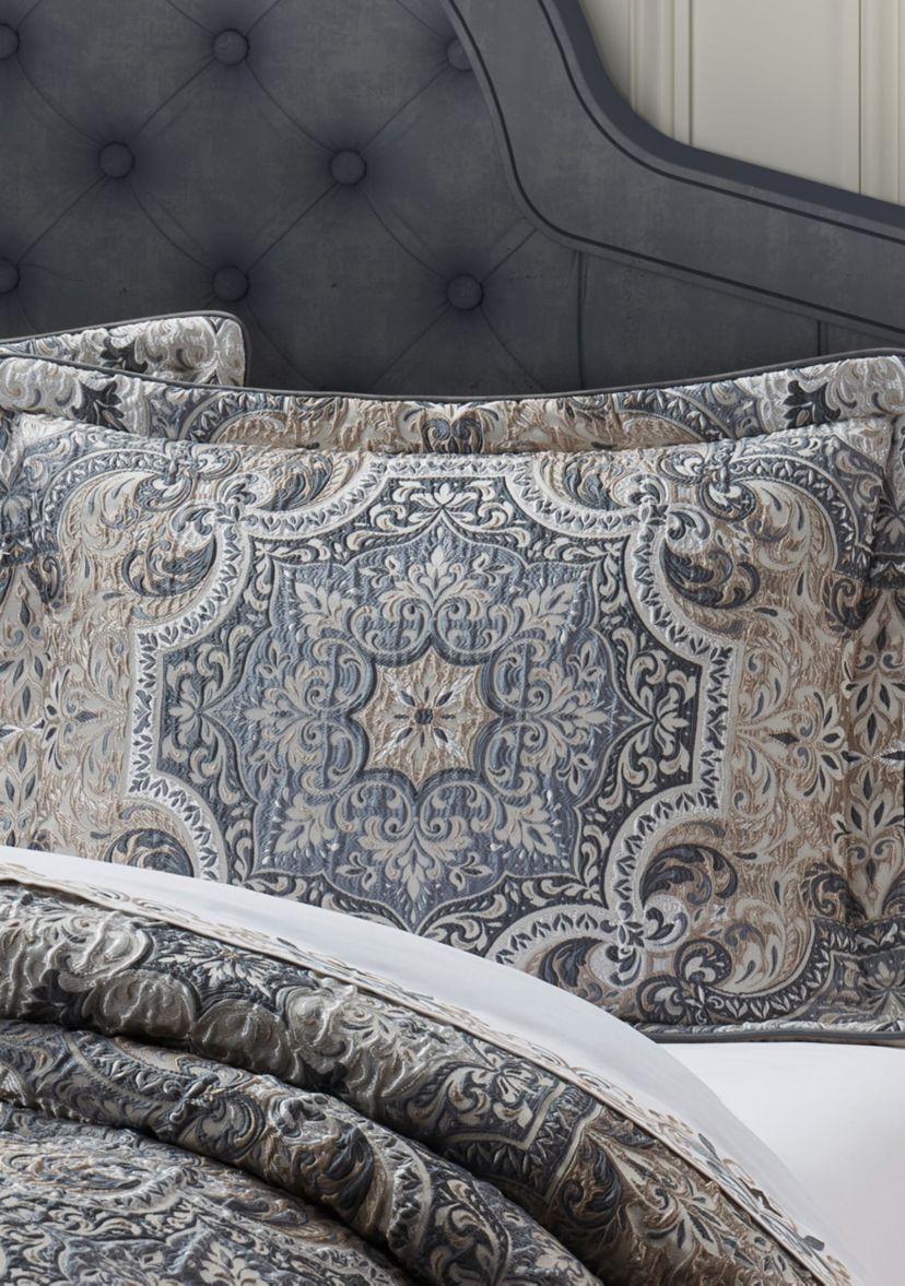 Legend 4pc. Comforter Set