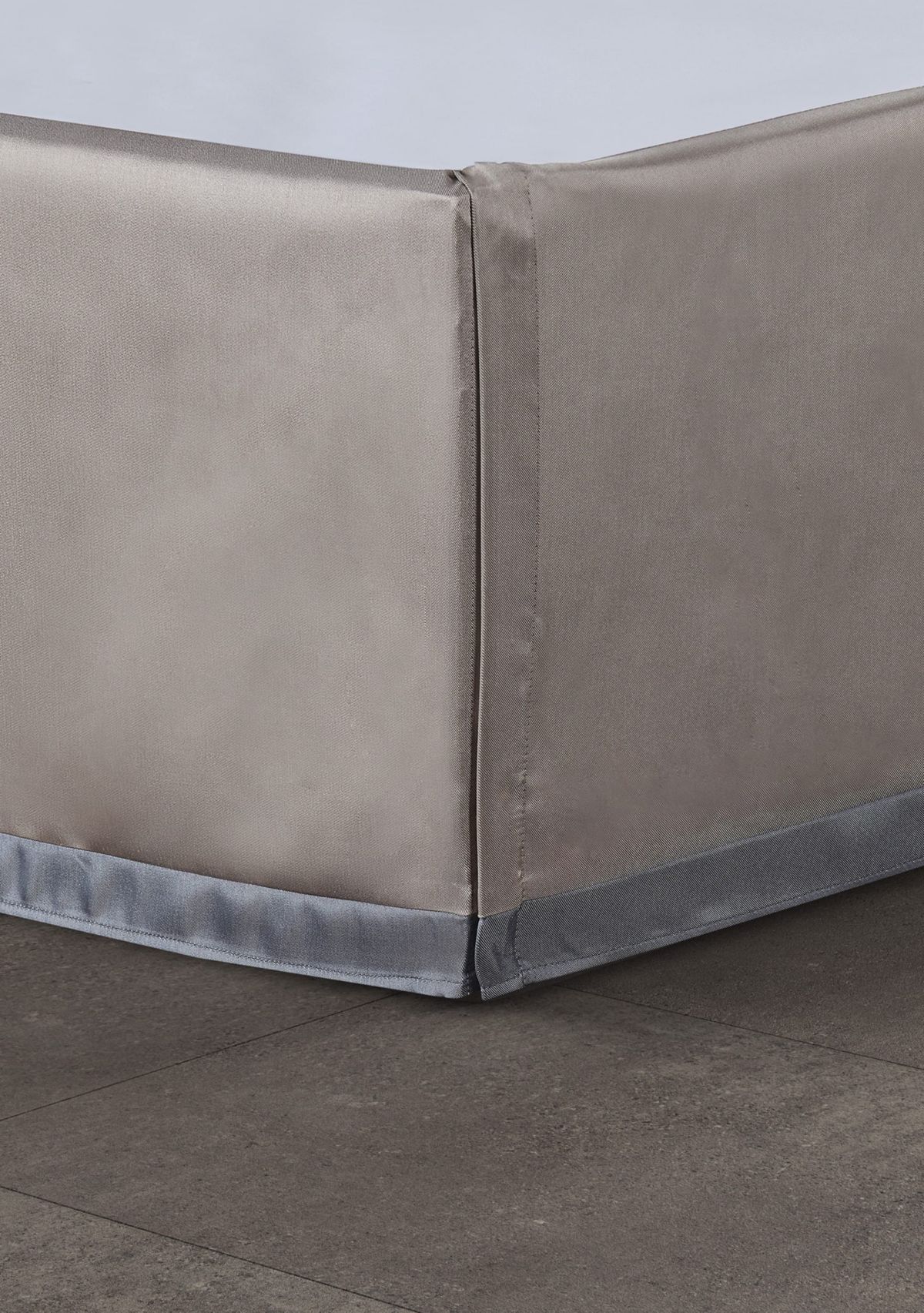 Legend 4pc. Comforter Set