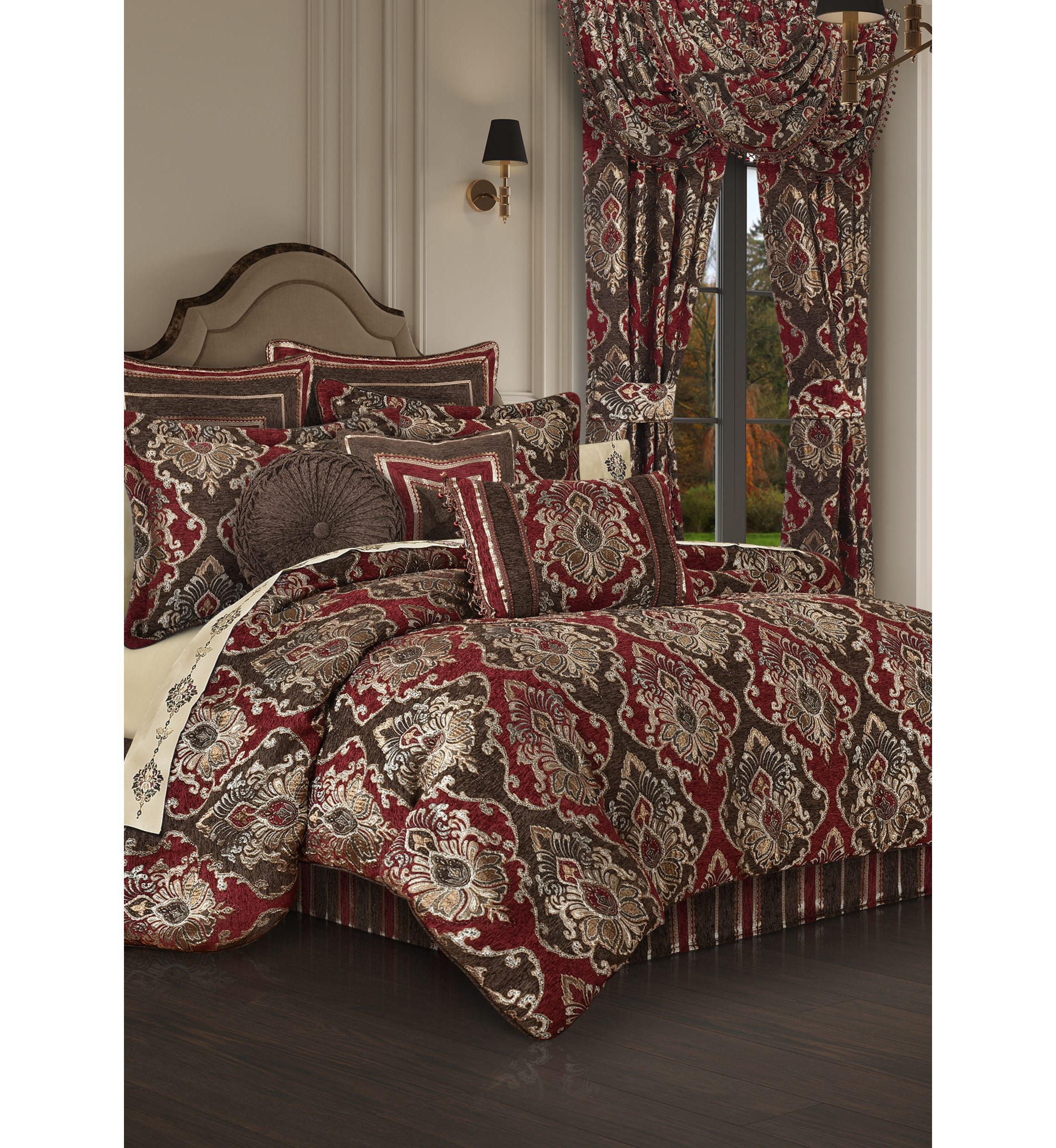 Cerino 4pc. Comforter Set