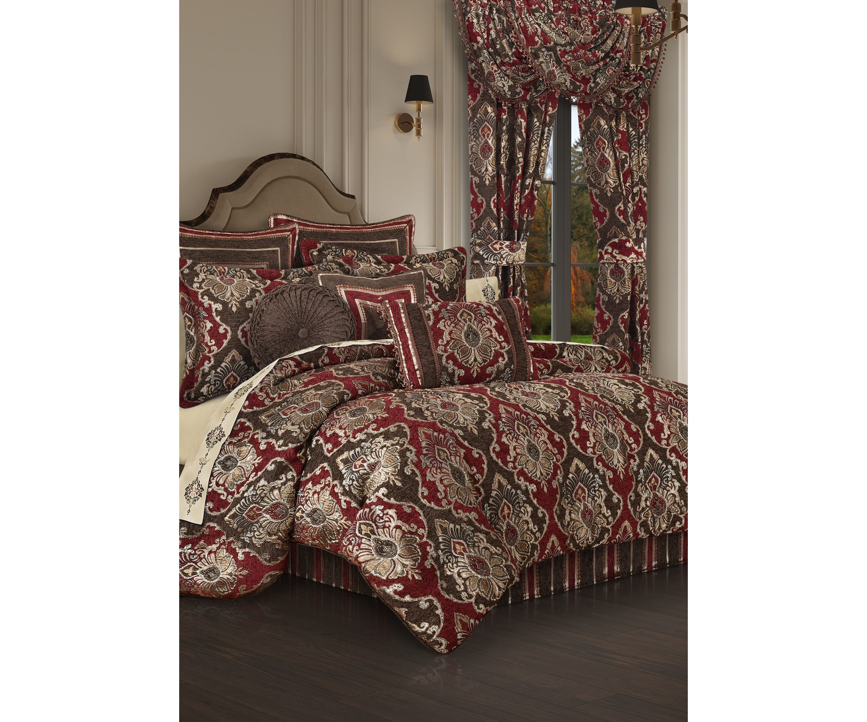 Cerino 4pc. Comforter Set