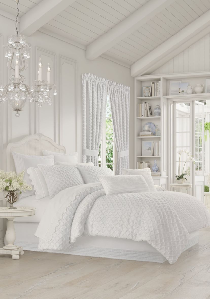 Lillian 3pc. Comforter Set