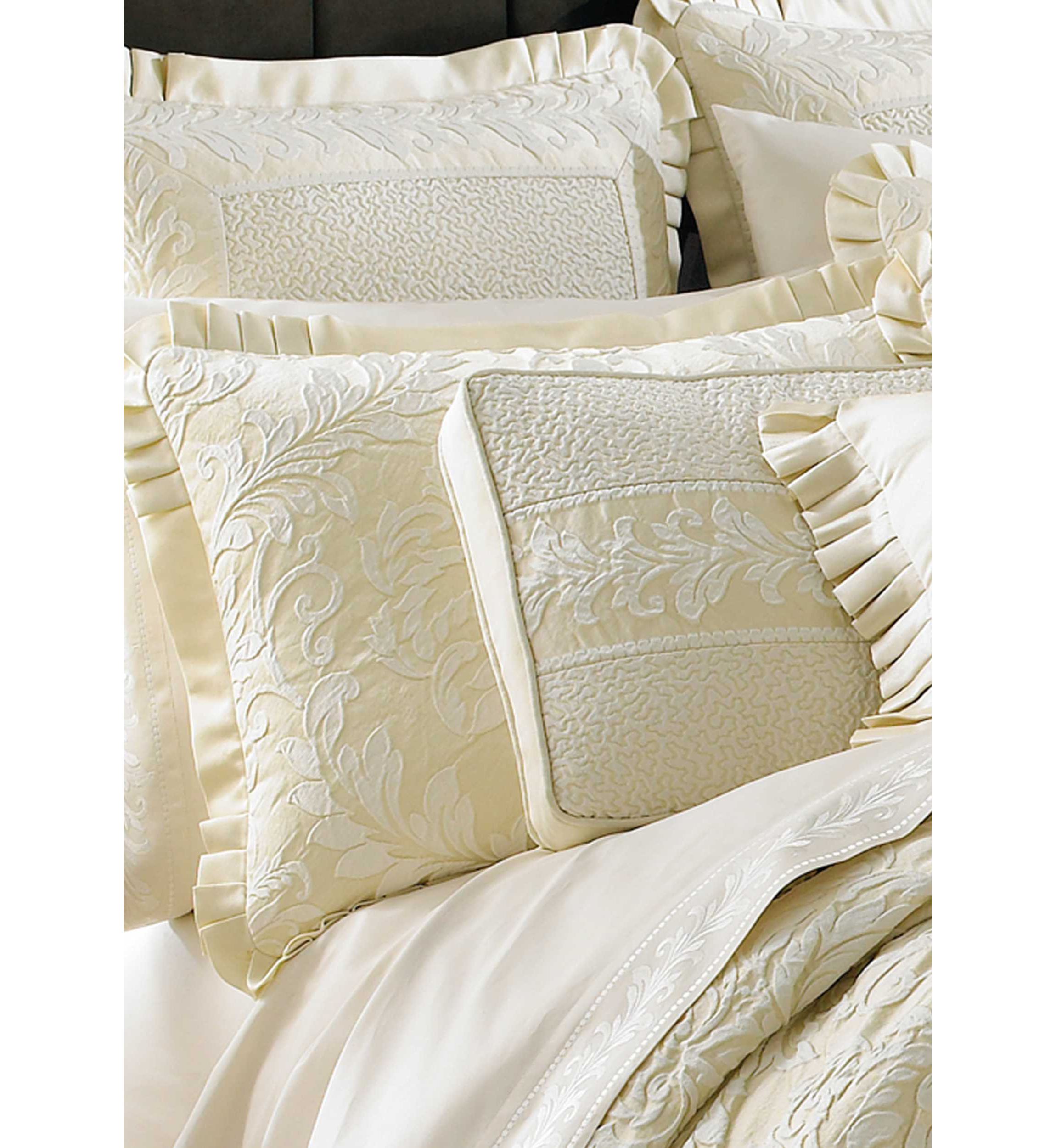 Marquis 4pc. Comforter Set