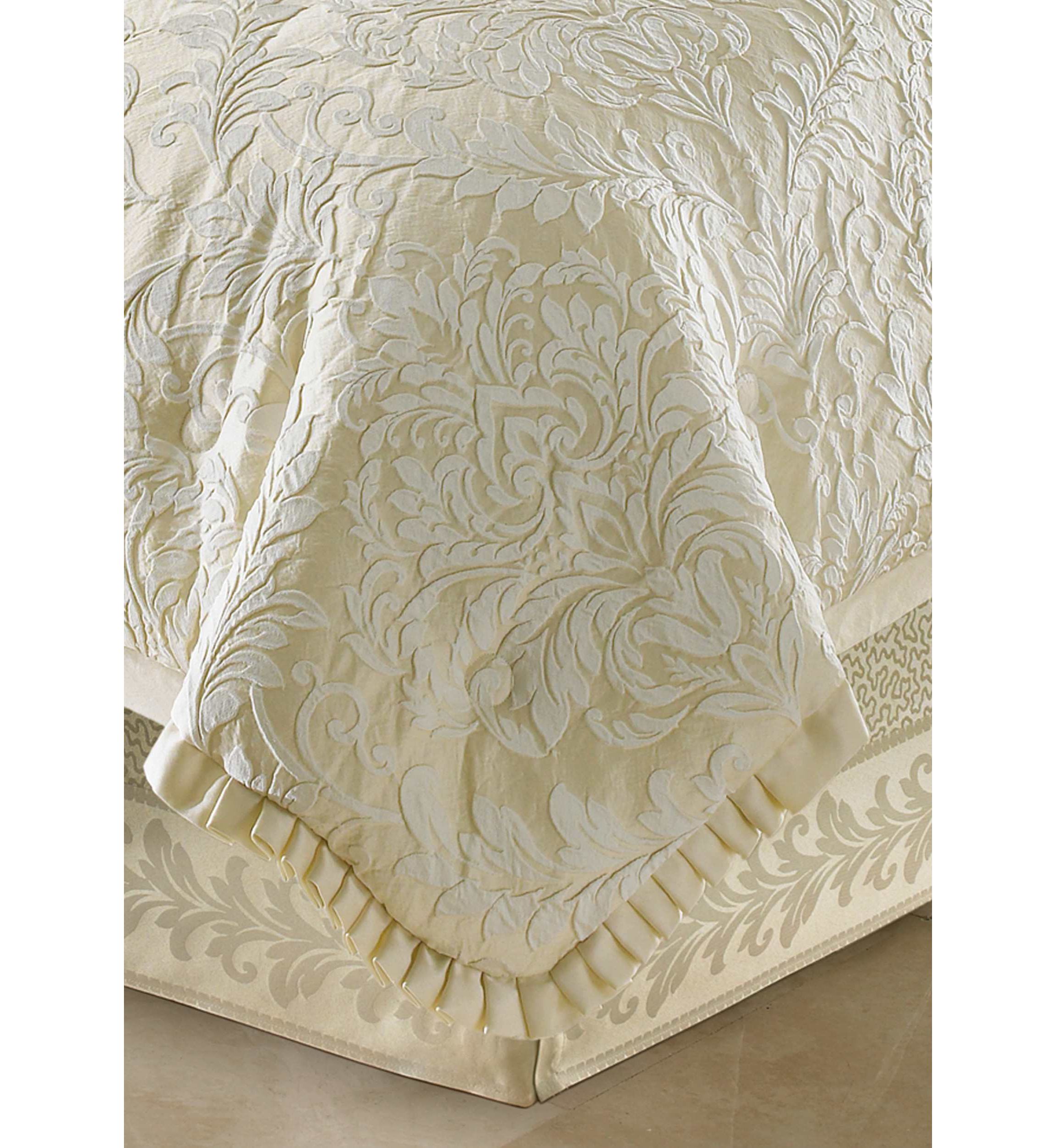 Marquis 4pc. Comforter Set
