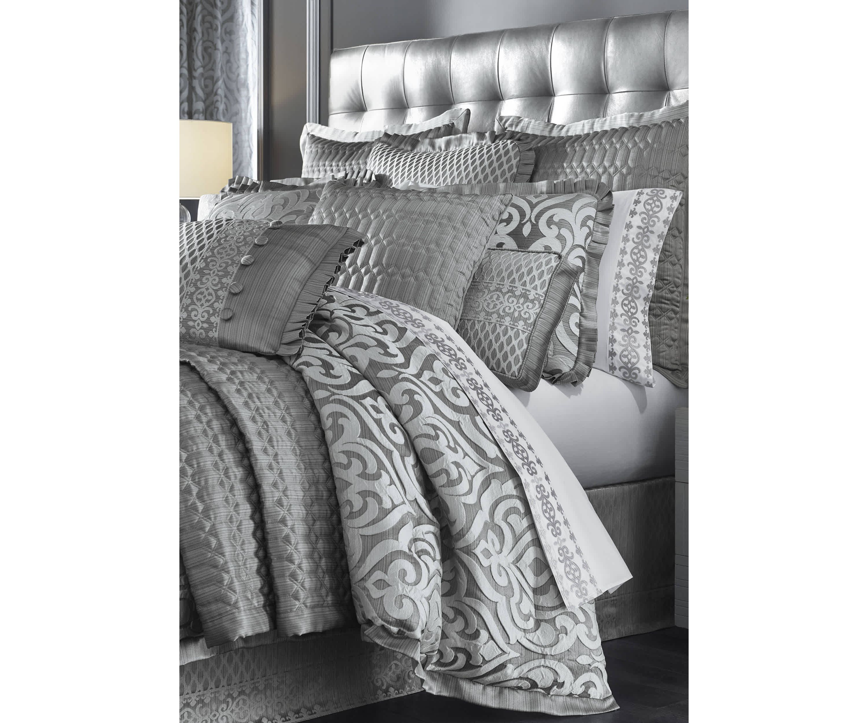 Luxembourg 4pc. Comforter Set