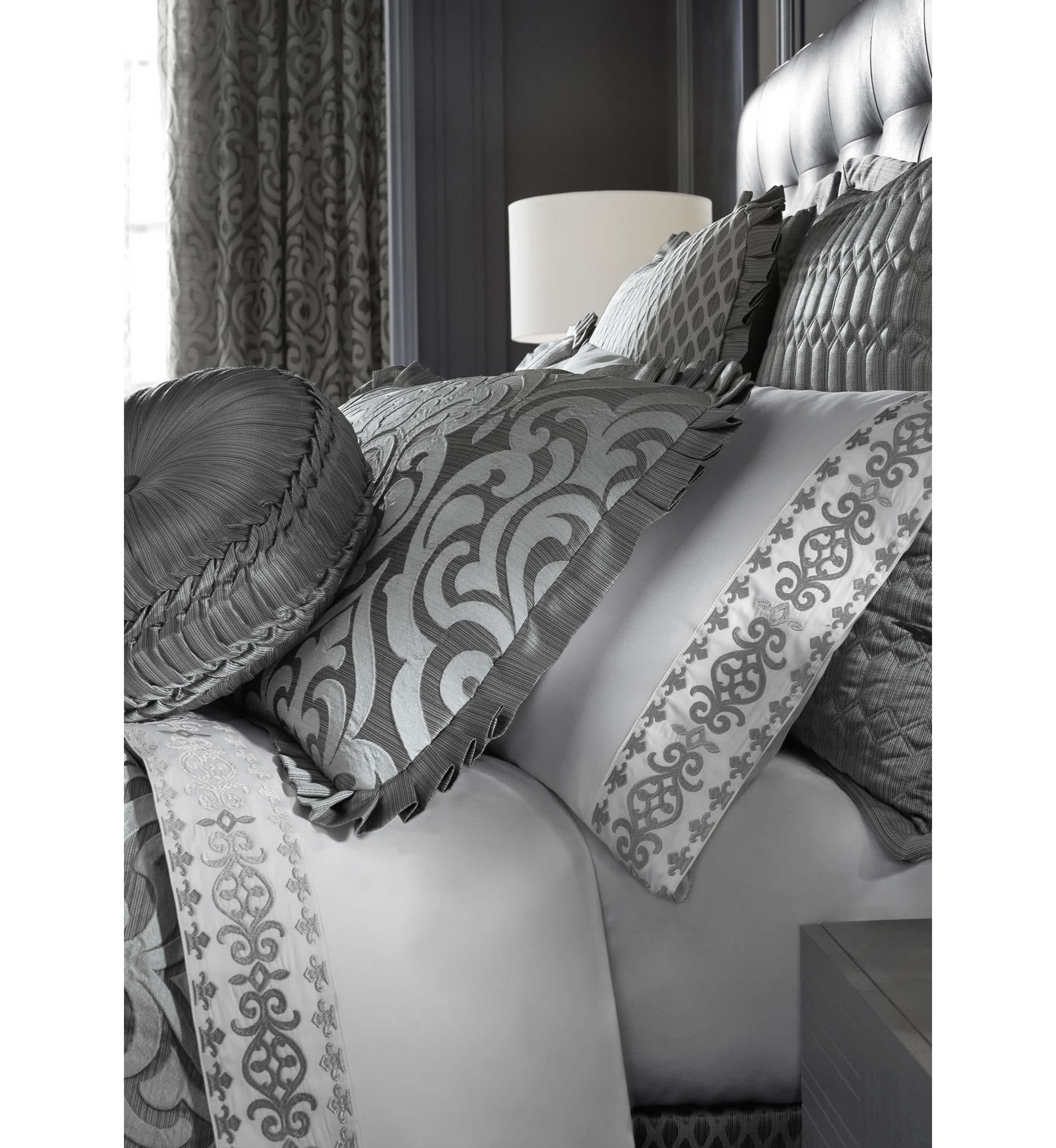 Luxembourg 4pc. Comforter Set