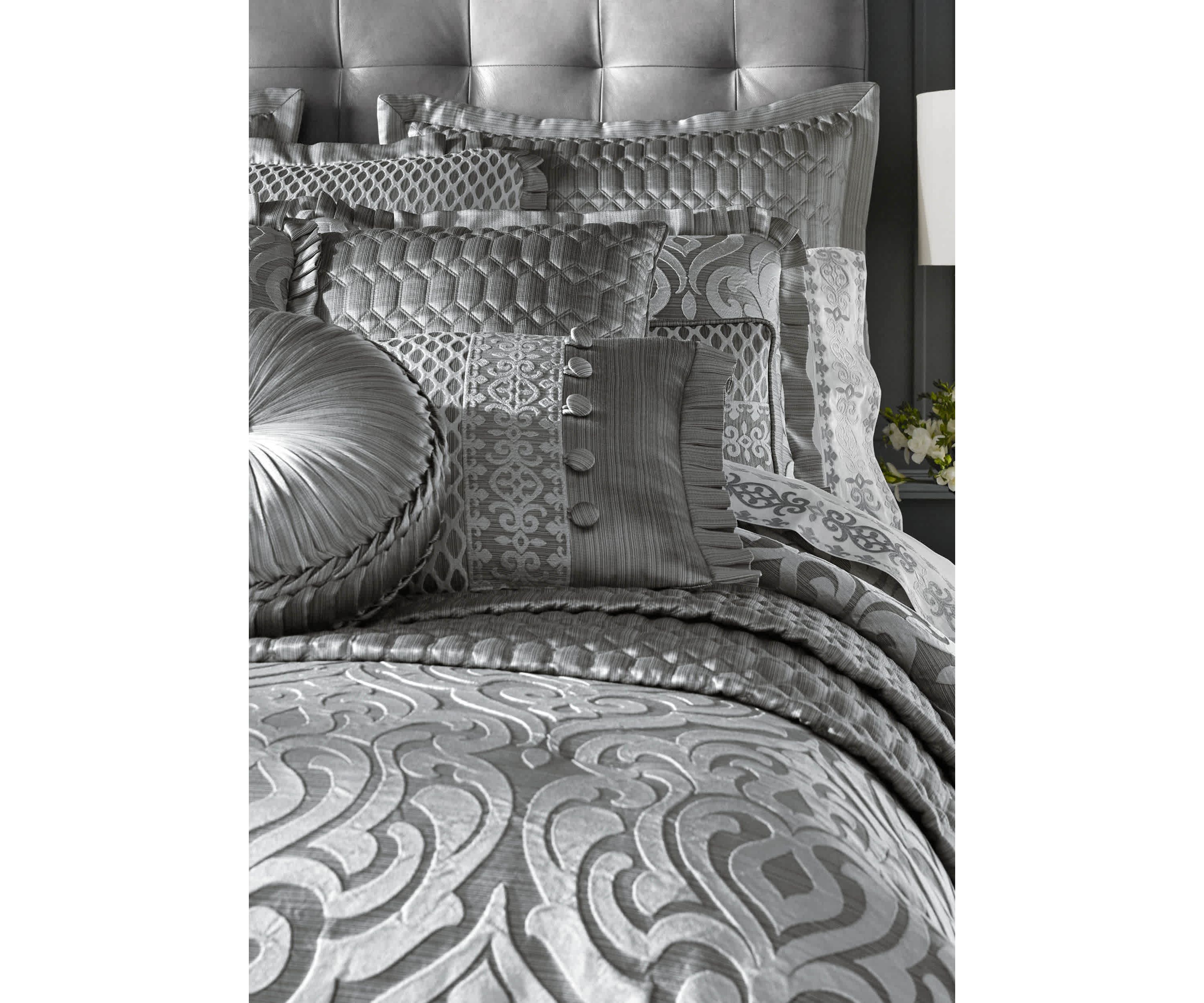 Luxembourg 4pc. Comforter Set