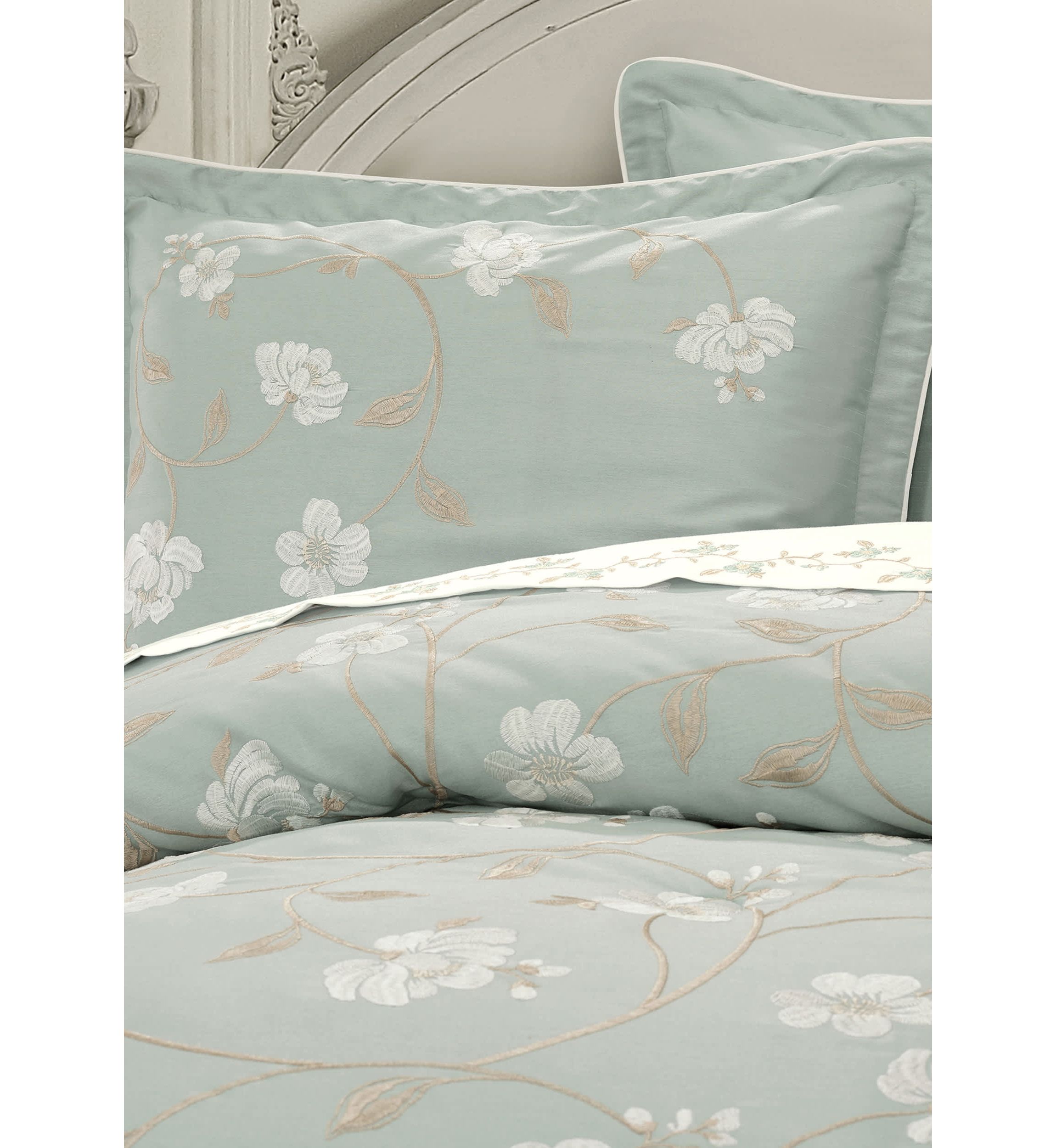 Spring Garden 4pc. Comforter Set