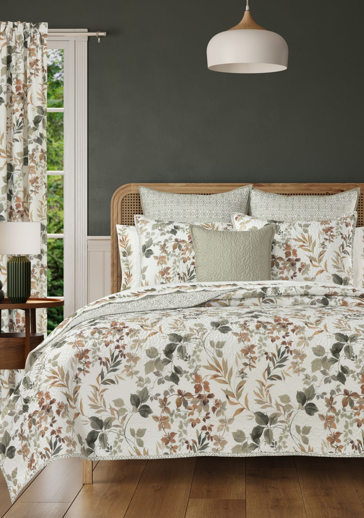 Evergreen 3pc. Quilt Set