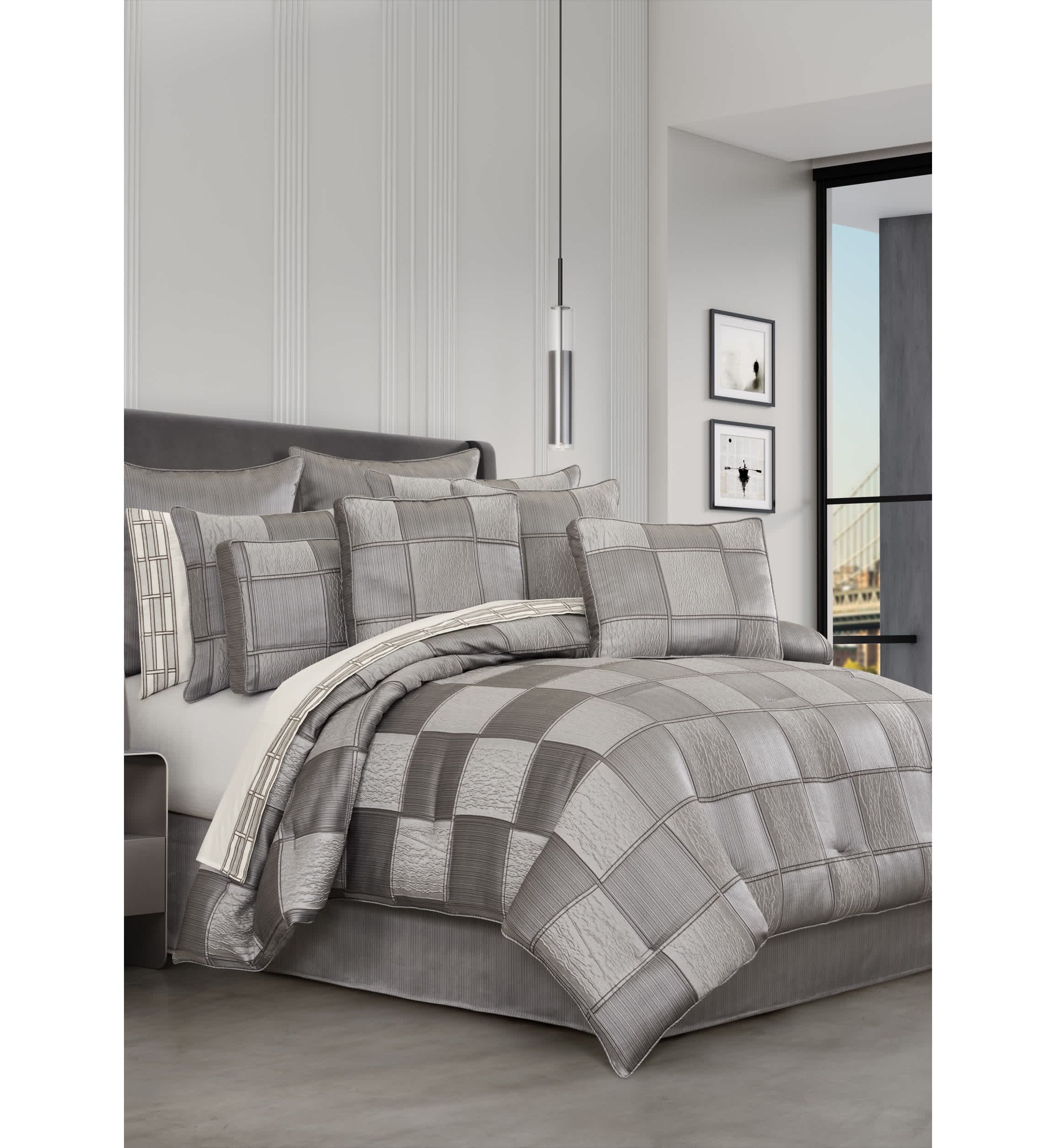 Brando 4pc. Comforter Set