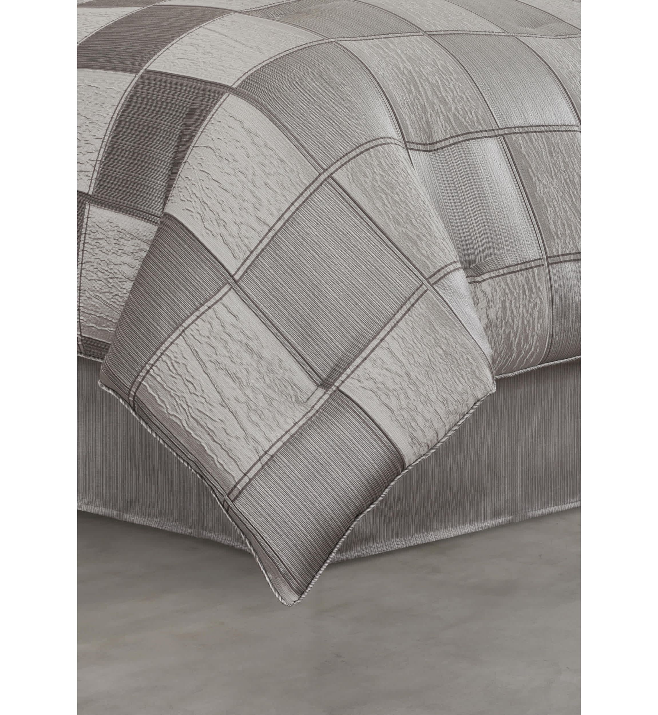 Brando 4pc. Comforter Set