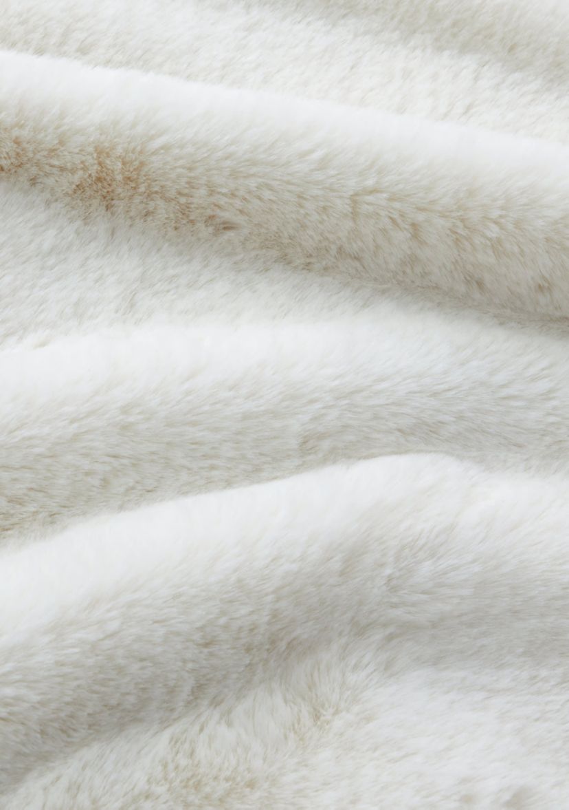 Ludlow Throw