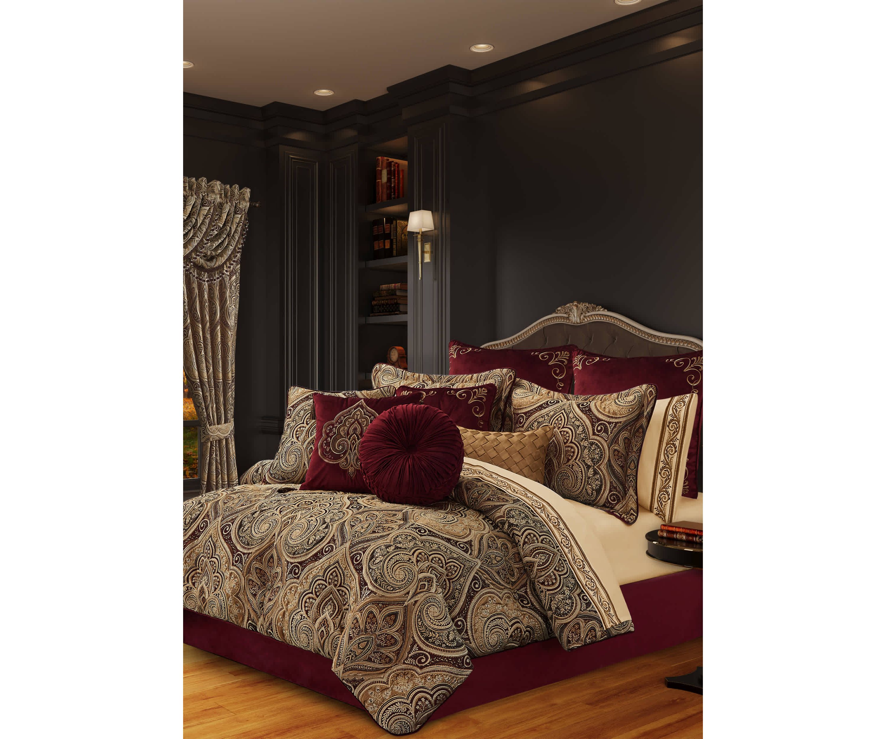 Bordeaux 4pc. Comforter Set