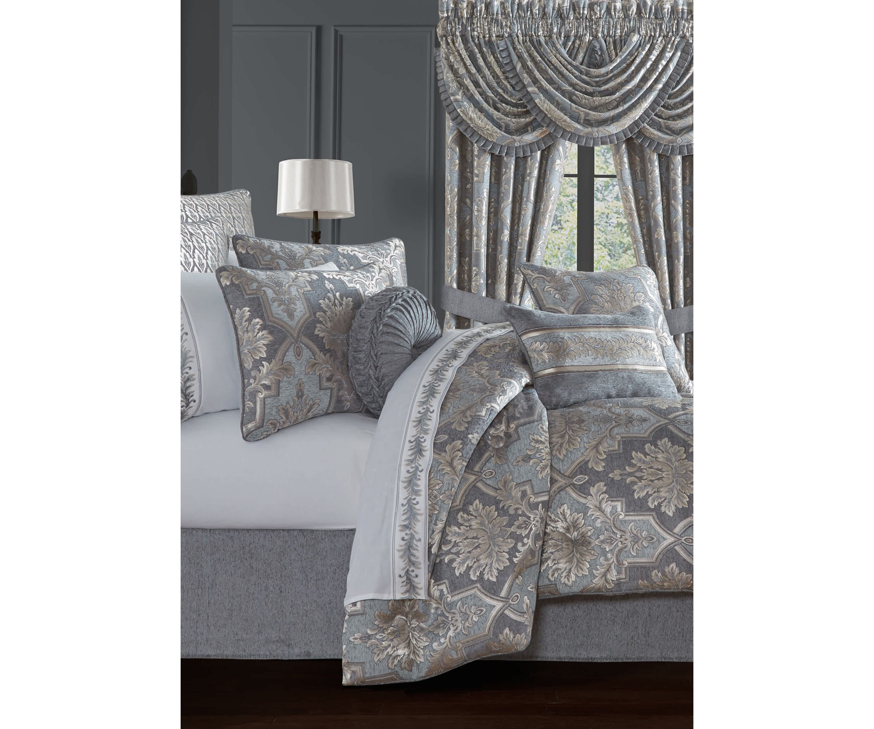 Woodhaven 4pc. Comforter Set